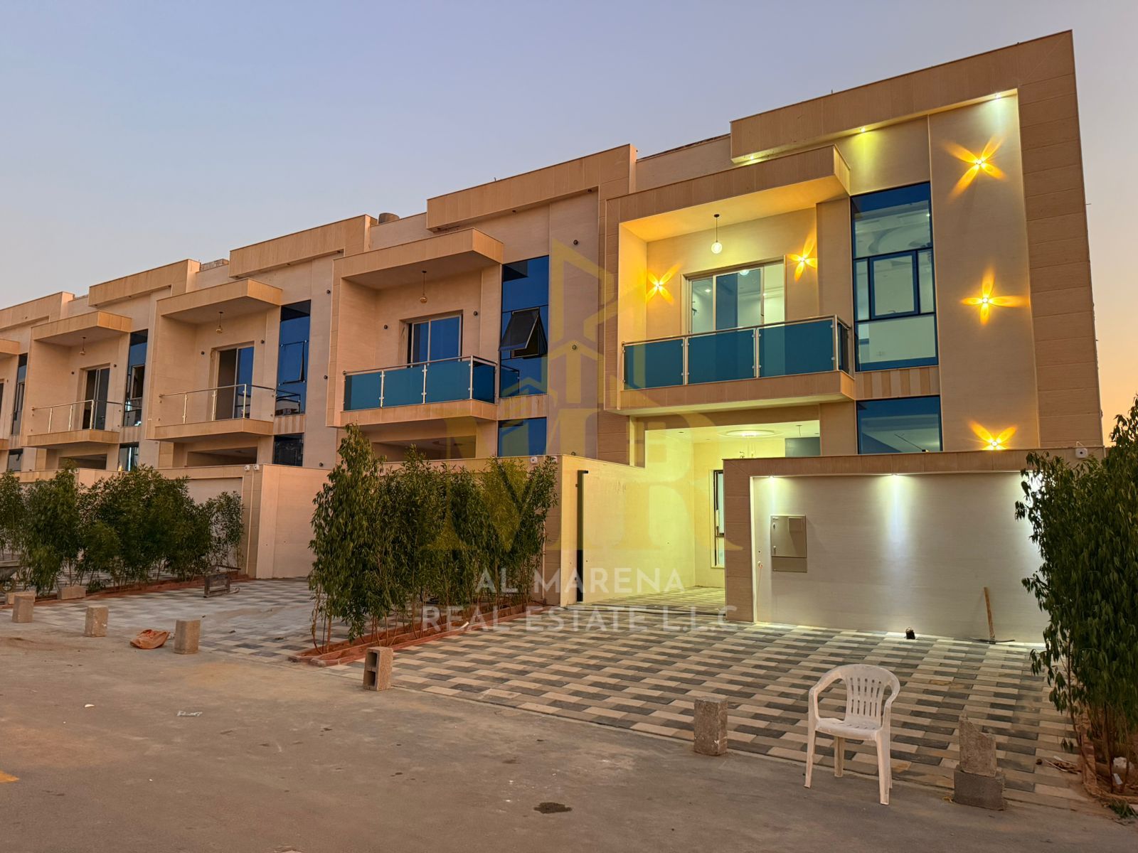 Premium Villa in Al Hiliu 2 | Two Floors + Roof | 5 Master Bedrooms | 3200 Sqft Built-up | Fees Included