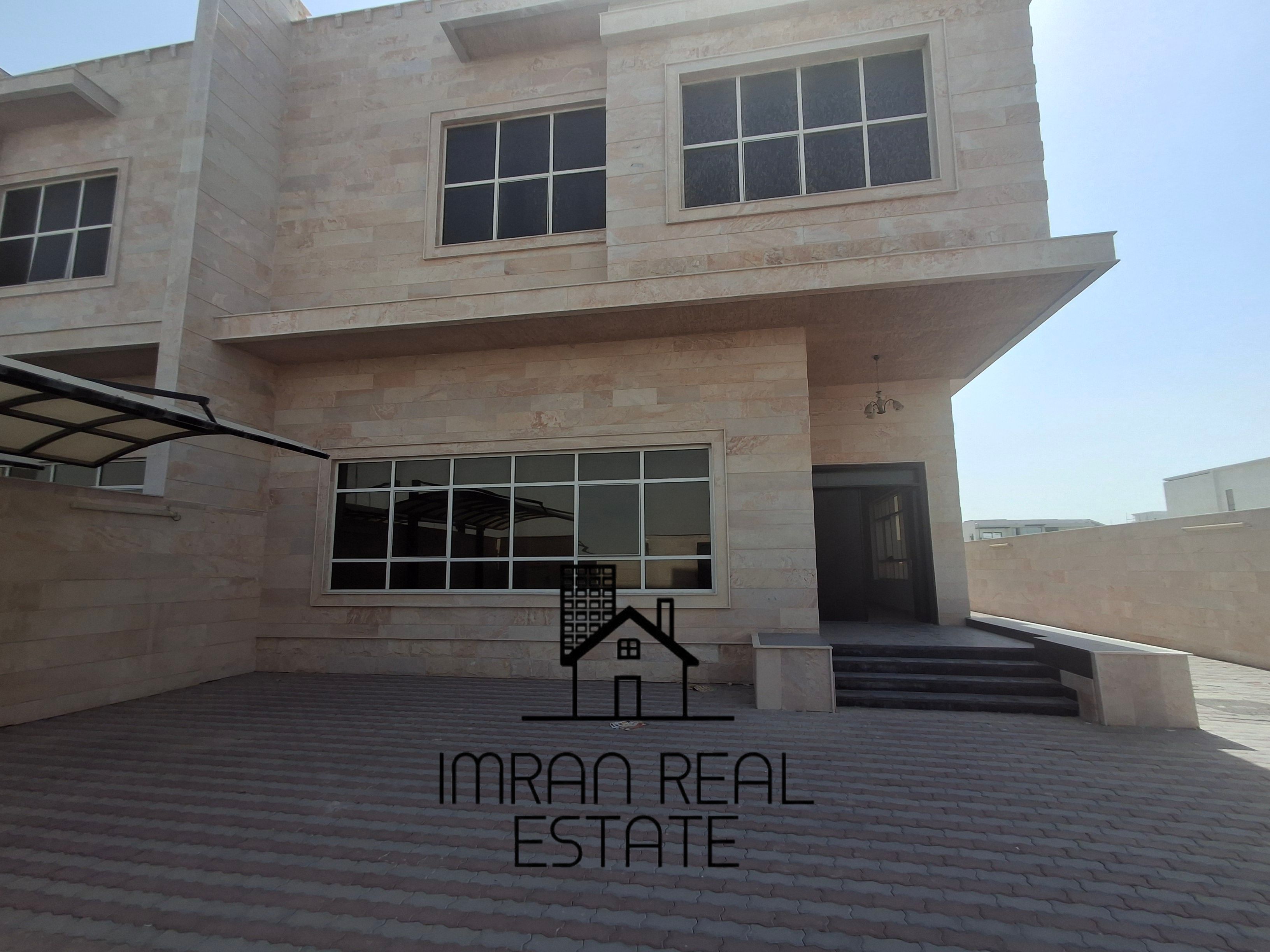 Specious 4BR ready to move