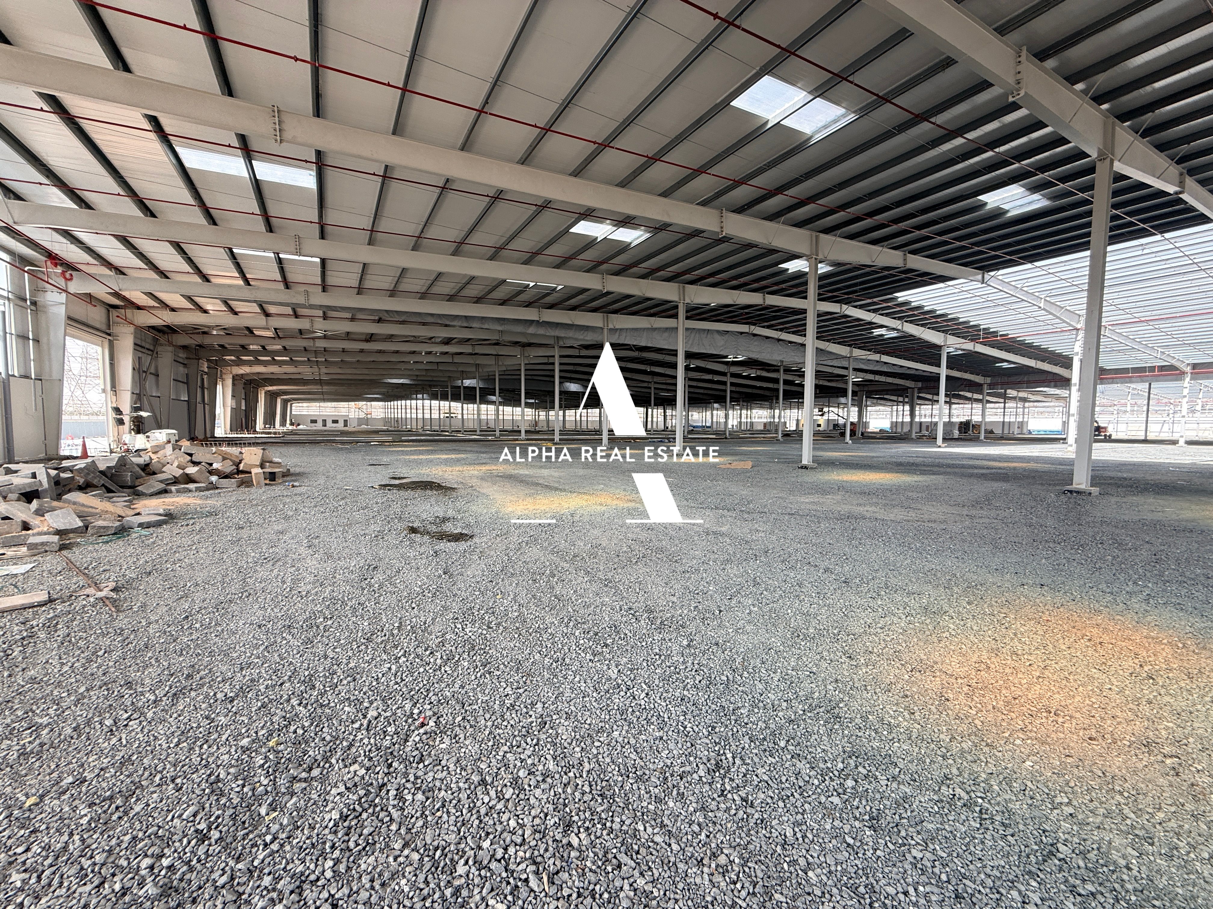 Prime Location Showroom | 30KW Power | Ready Soon