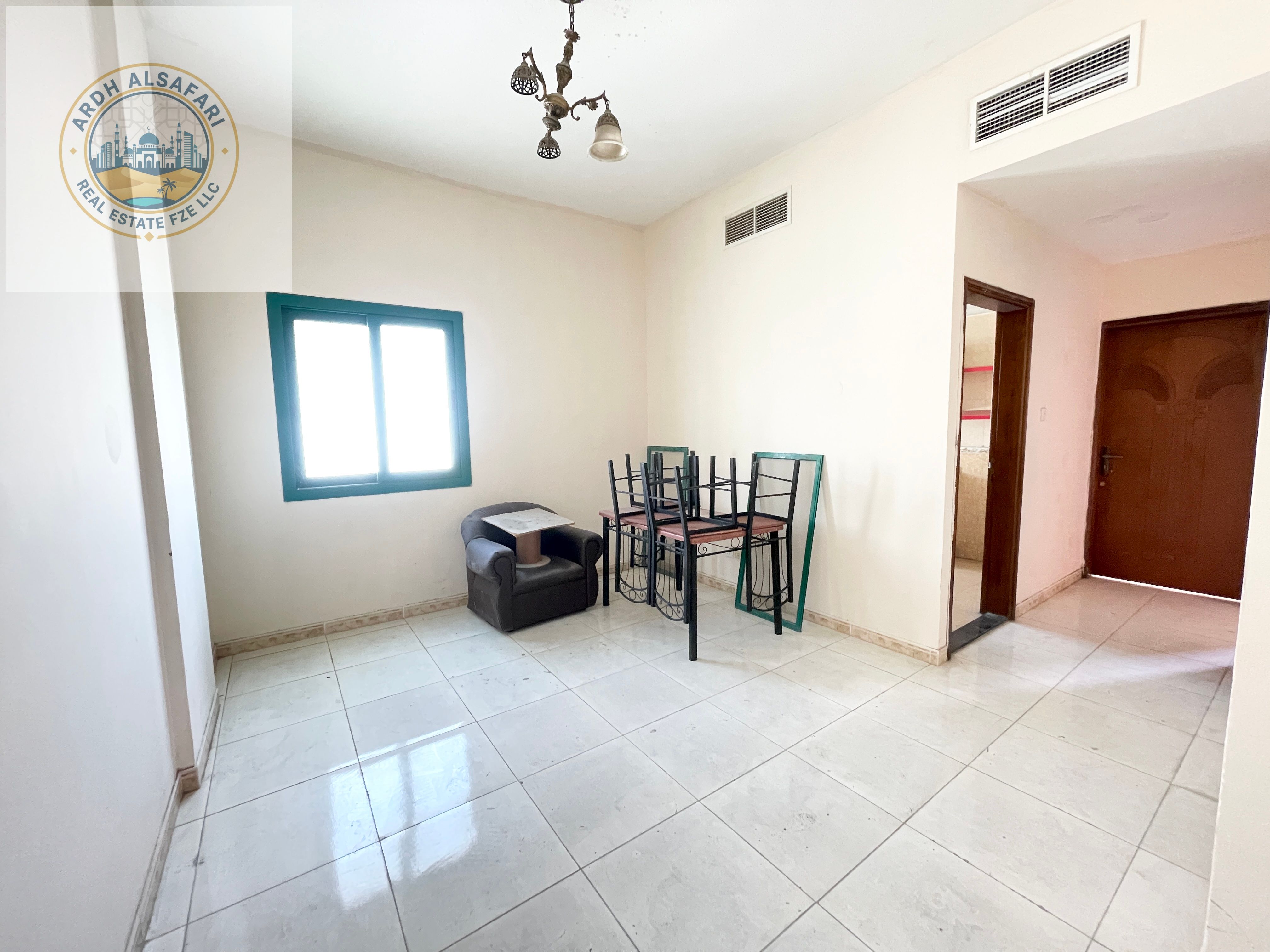Central Ac 2BHk For Family Close To Bus Stop And Nesto
