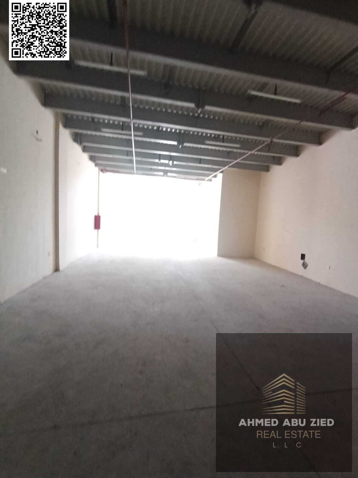 A prime location for a warehouse for annual rent in Al Jurf 2 Industrial Area. The total area is approximately 4000 sq ft, suitable for all commercial