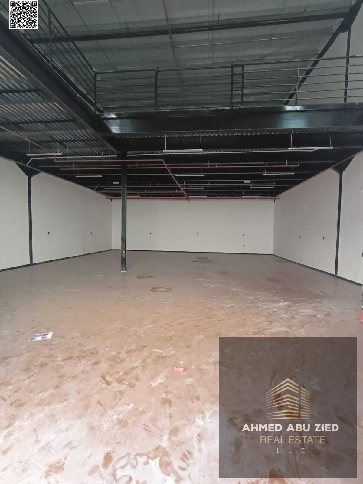 The 6 largest warehouses in Al Jurf Industrial Area, each with an area of 3000 sq ft, include a large mezzanine and a bathroom. Suitable for all com