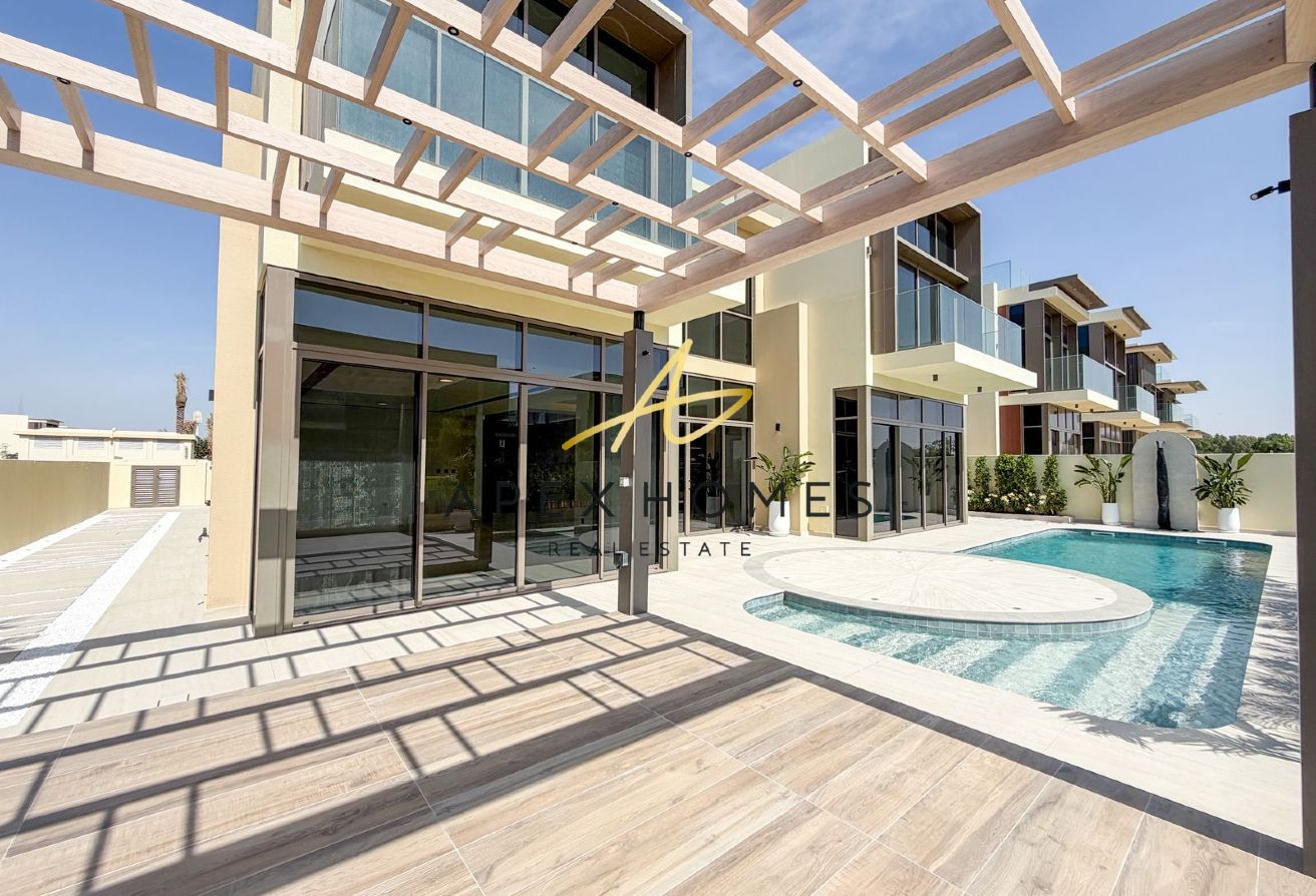 Community Living I Luxury Villa I Green Belt