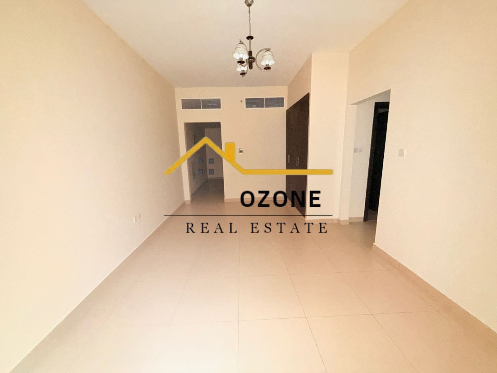 12 CHEQUE PAYMENT ACCEPTED ~ WARDROBE MASTER ROOM ~ COVERED PARKING