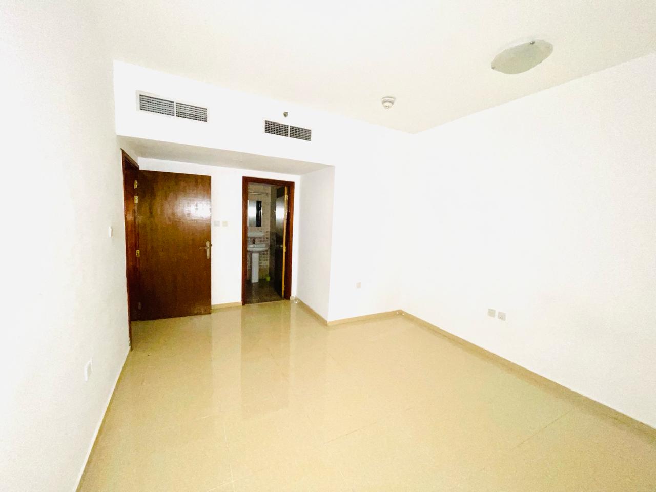 BIGOFFER !! CHEAPEST RENT NO DEPOSIT 3BHK APARTMENT WITH 3 BATHROOM CENTRAL AC Central gas JUST 45K ABU SHAGARA