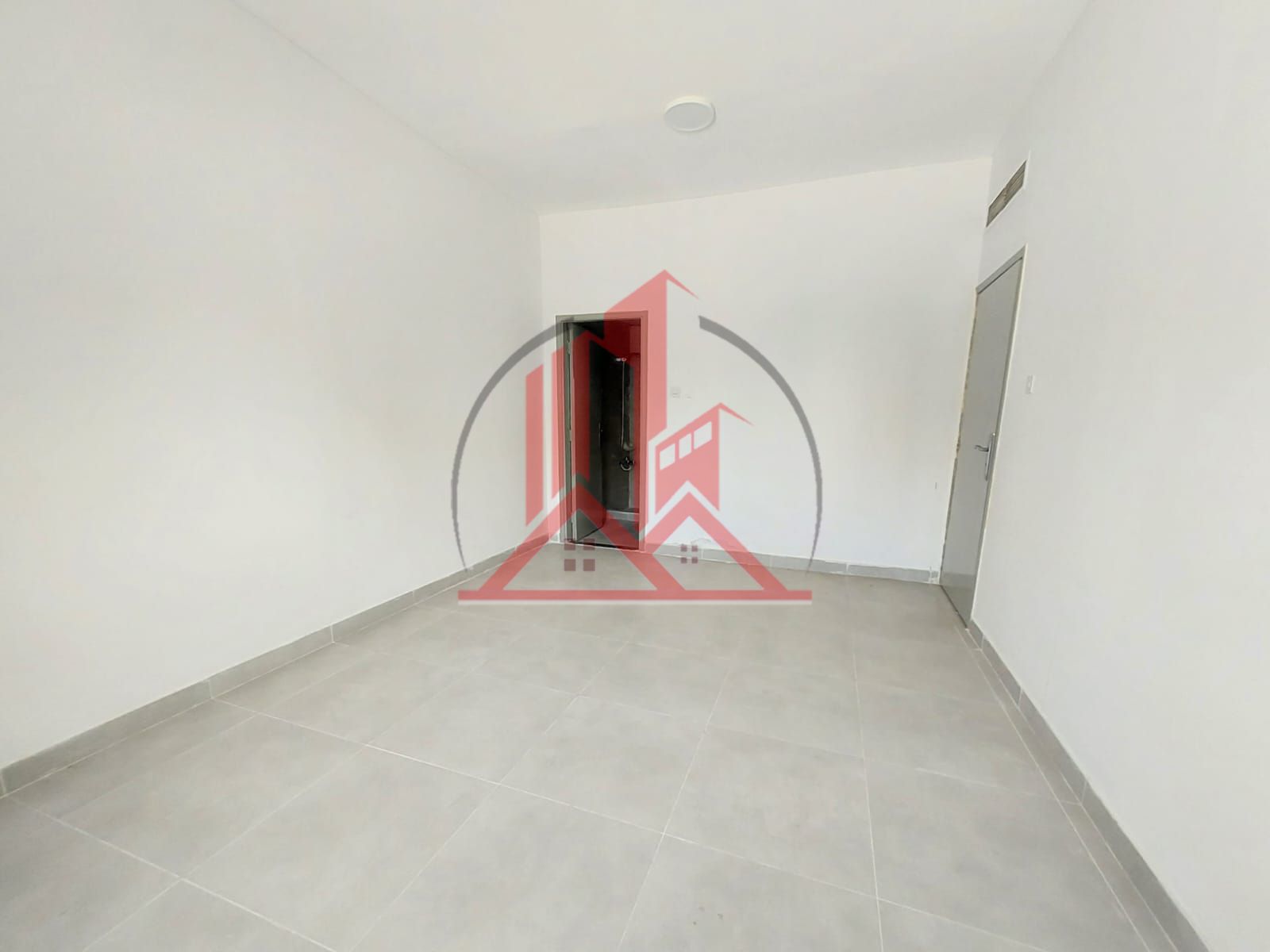 Spacious 2BHK | Closed Hall | 2 Washrooms | All Nationalities Accepted