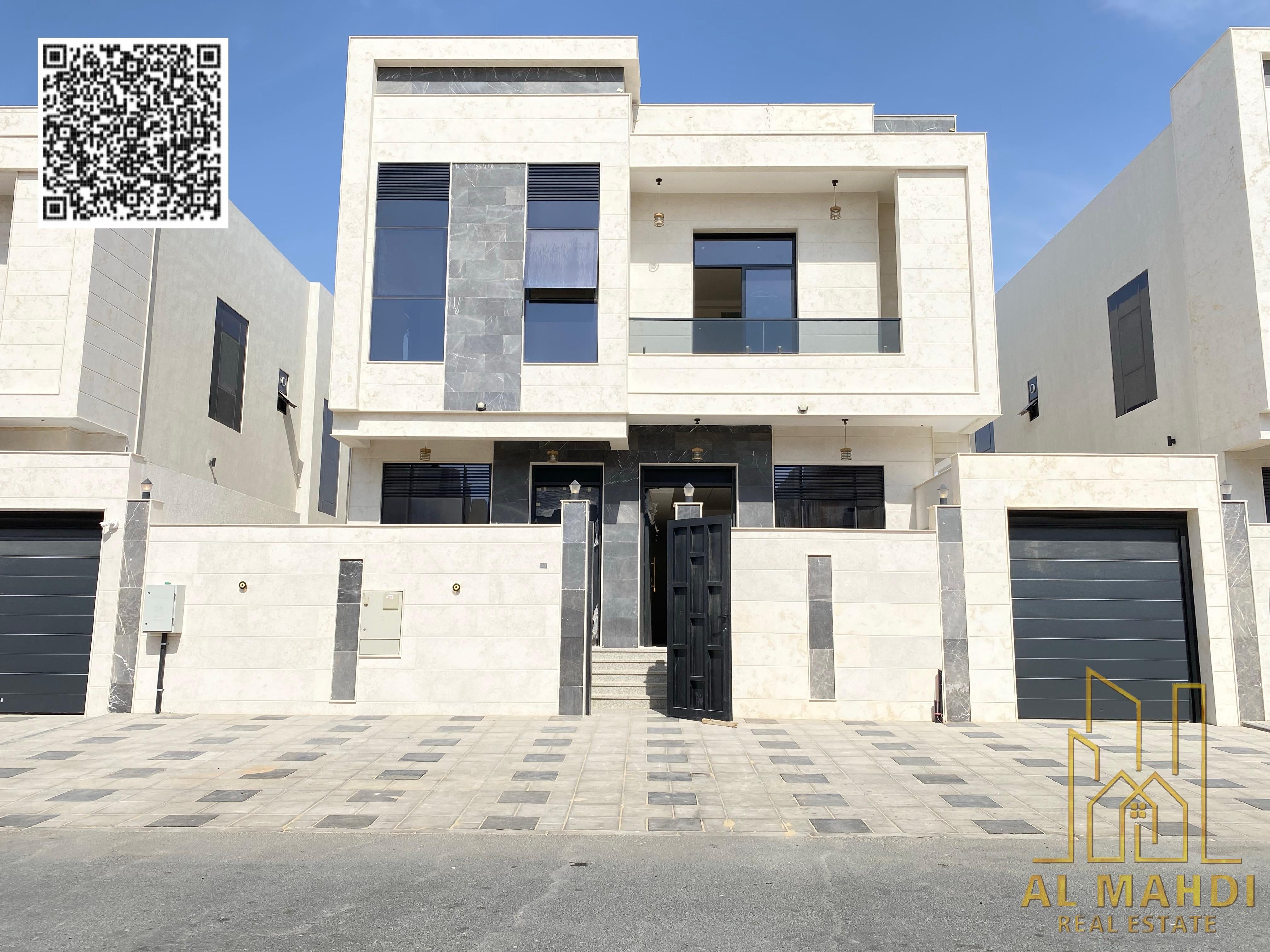 Luxury 5-Bedroom Villa with Air Conditioning, Freehold and Inheritable, Close to All Amenities in a Prime Location for Family Living