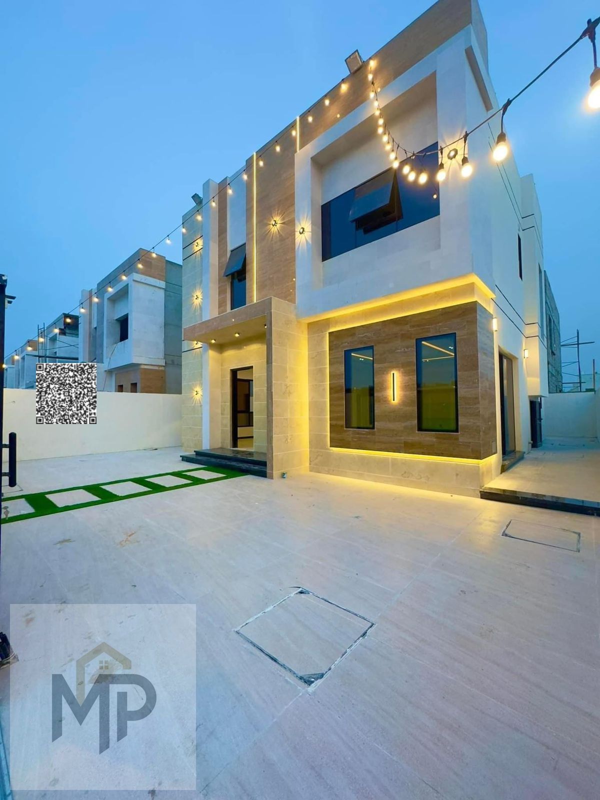 You own a villa at a price that includes water, electricity, and registration fees in the Al-Helio area, excellent location