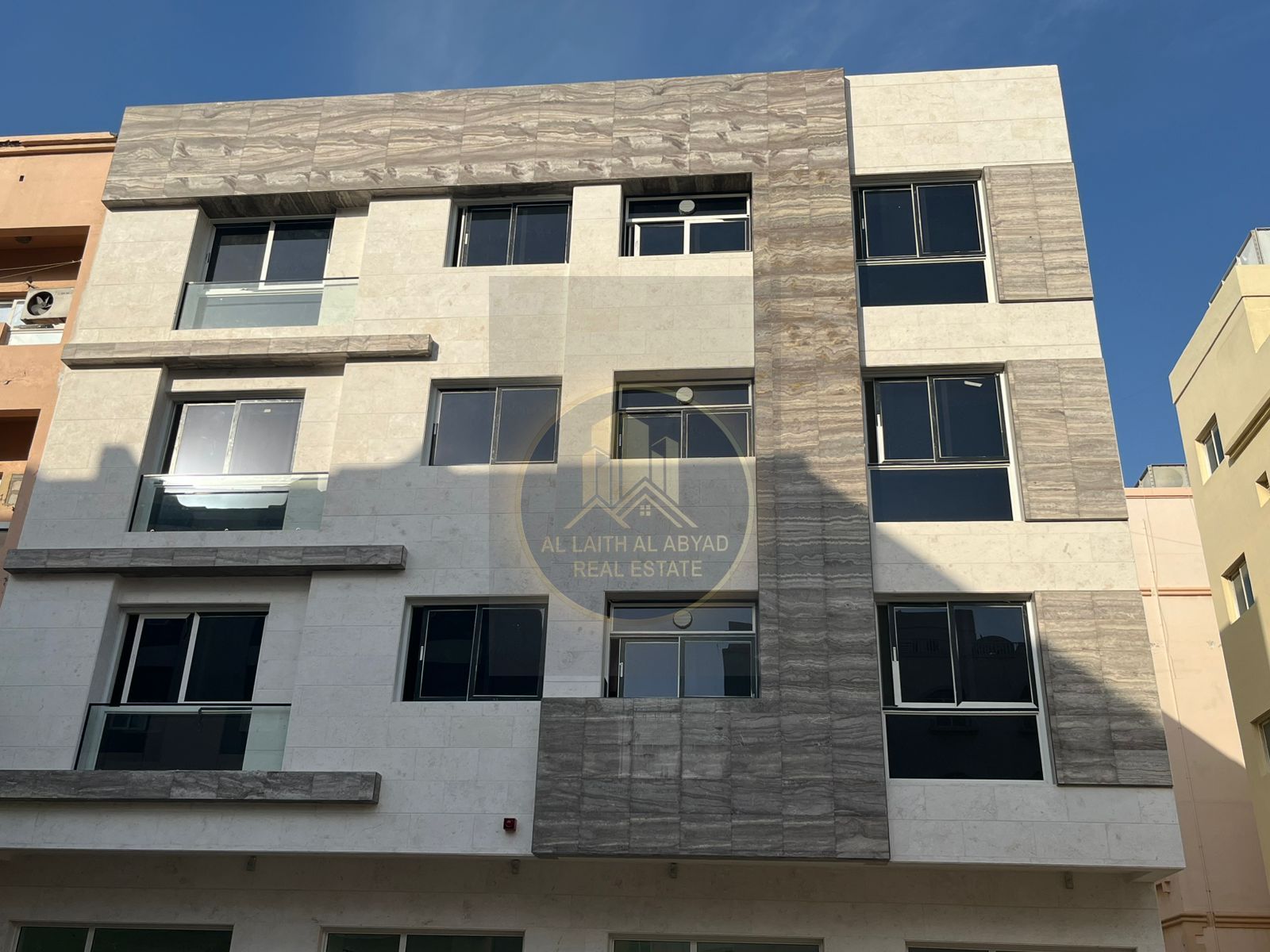 For Sale: Brand New Building in Muwaileh Commercial – Sharjah An excellent investment opportunity with strong annual income,