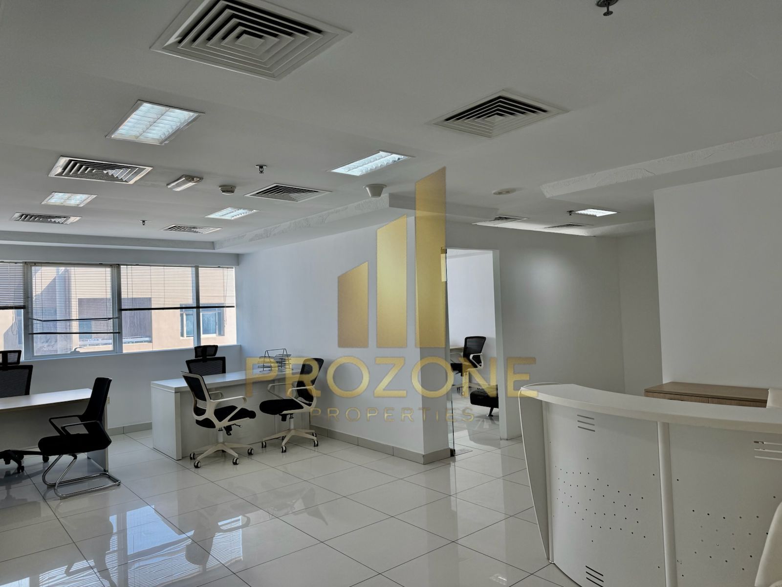FULLY FURNISHED | chiller Free/ Ready To Move