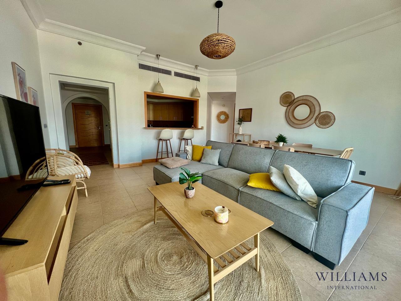 FULLY FURNISHED | BEACH ACCESS | PARK VIEW