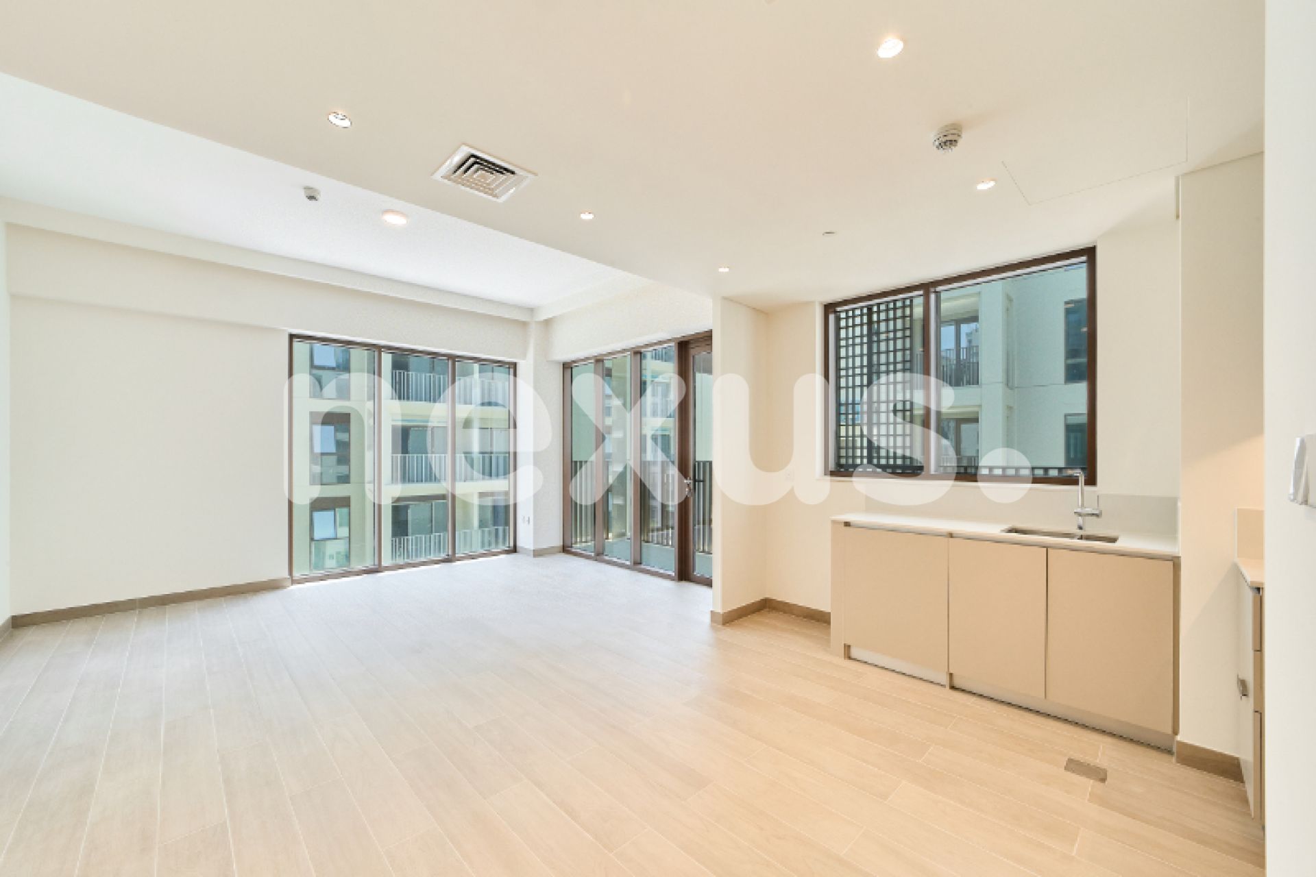 LARGE TERRACE | BRAND NEW | MULTIPLE OPTIONS