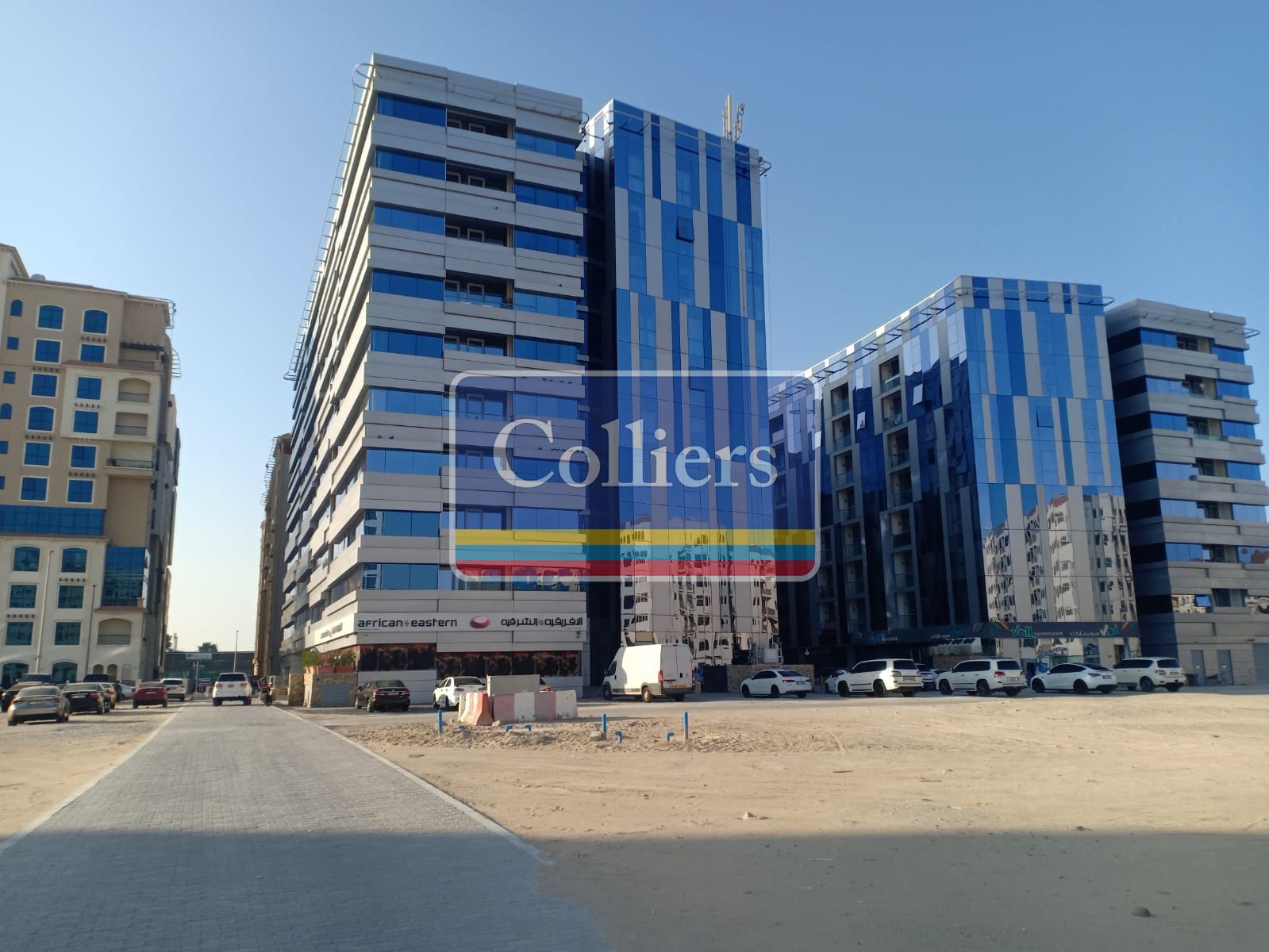 A Spacious Retail Shop On A High Traffic Location