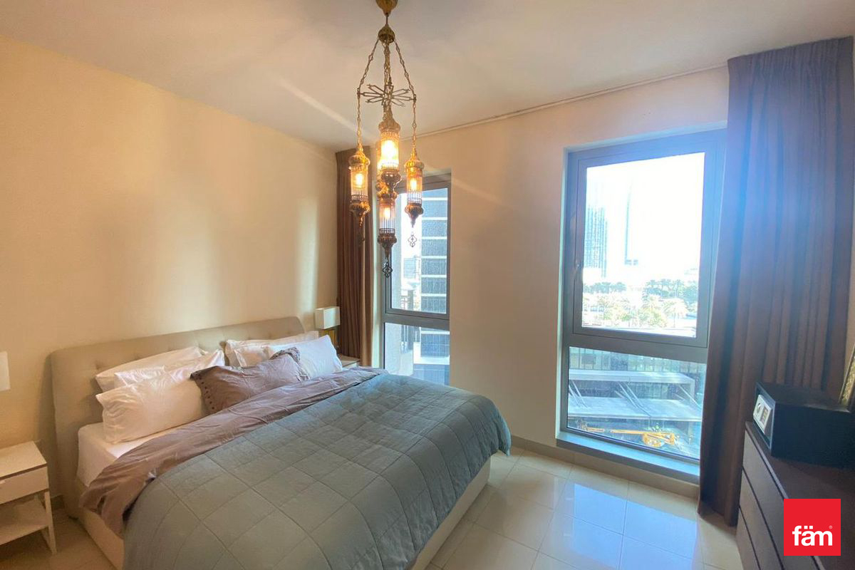 Boulevard View | Study | Fully Furnished