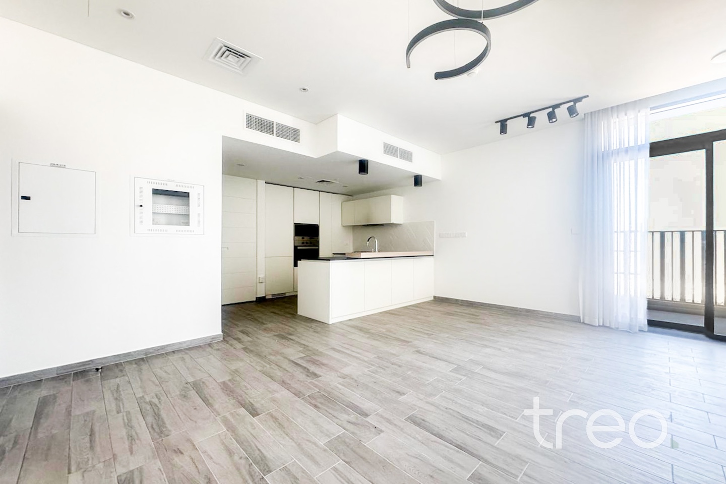 Vacant | Spacious | Quality finish