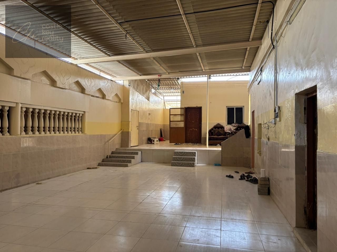 SPACIOUS 5 BEDROOM FAMILY/STAFF VILLA FOR RENT - FEWA CONNECTION