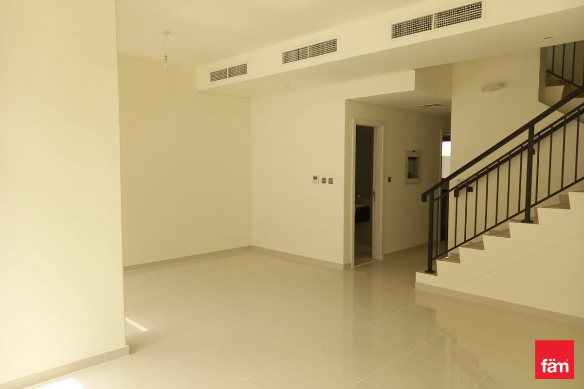 Biggest Layout | 3+Maid | Mid Unit | Janusia
