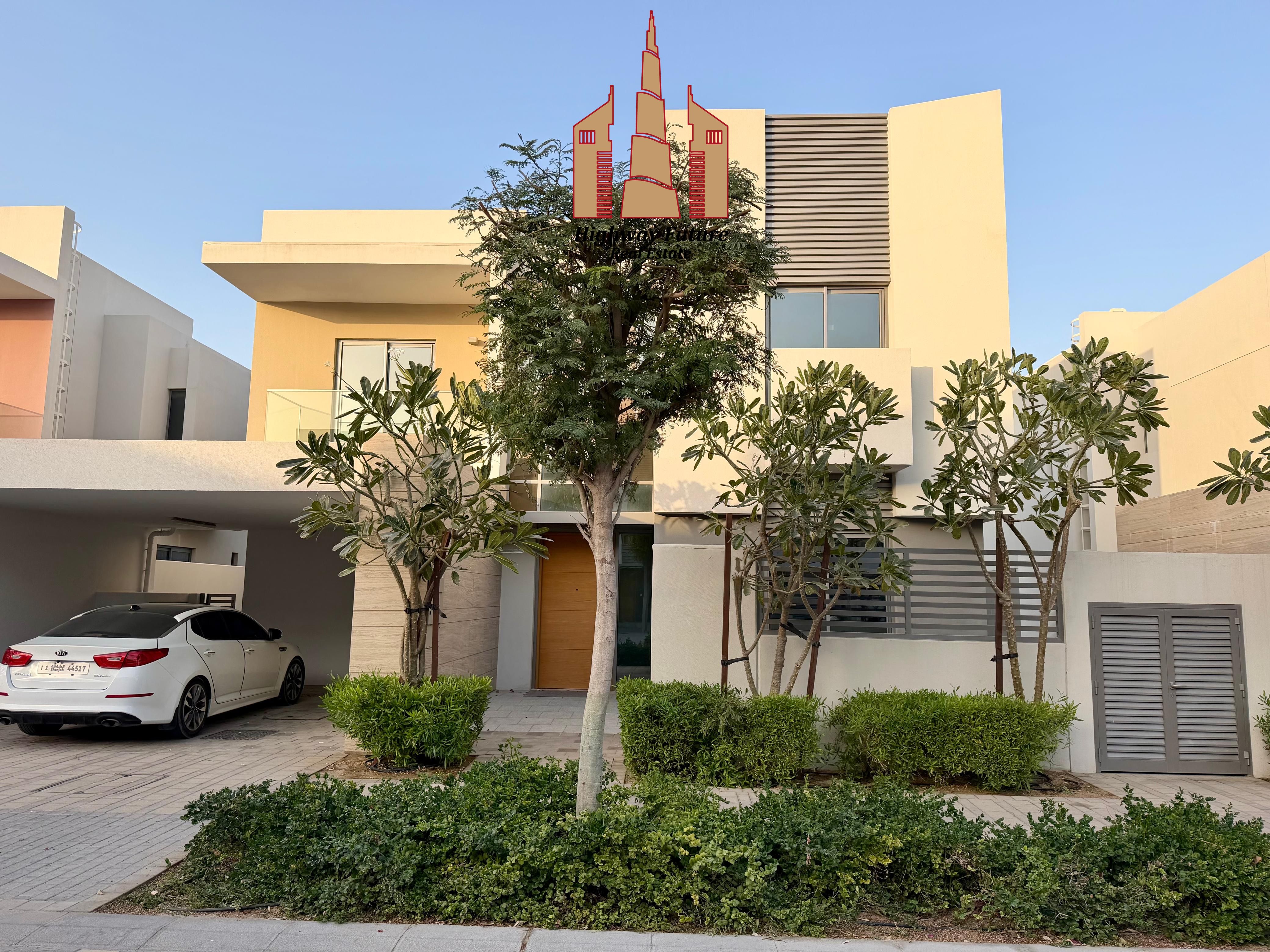 Like Brand New Villa || Spacious Hall + Maid Room || Near Clubhouse
