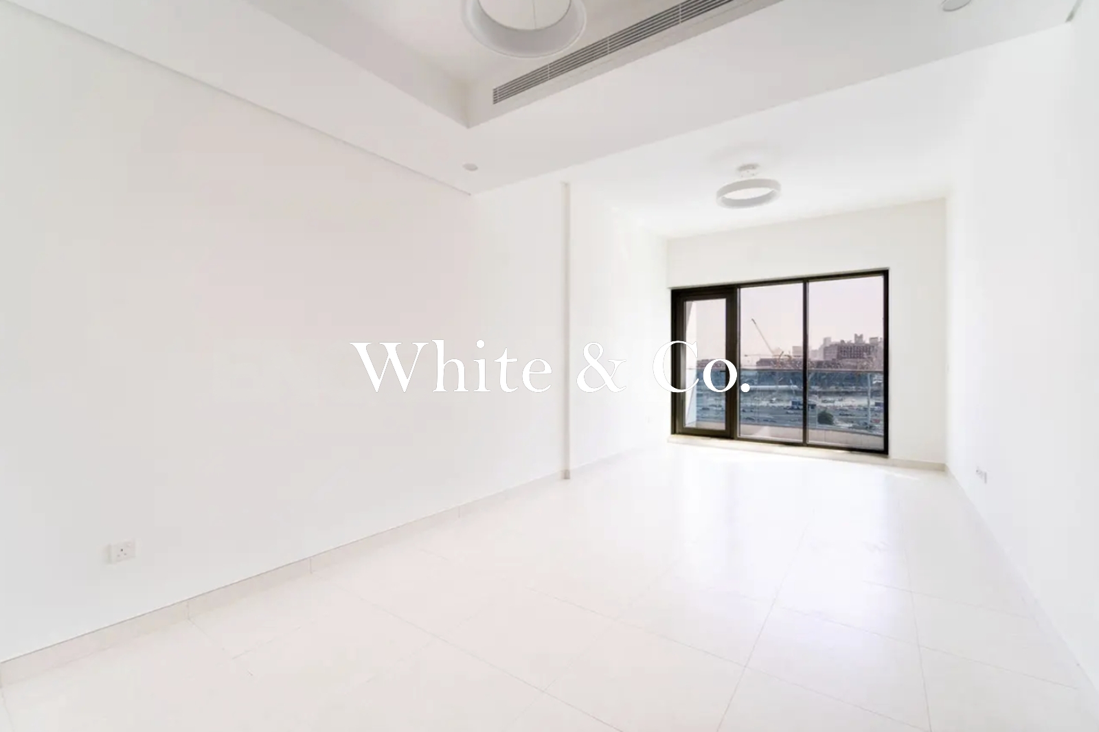 CITY VIEW | SPACIOUS UNIT | VACANT NOW