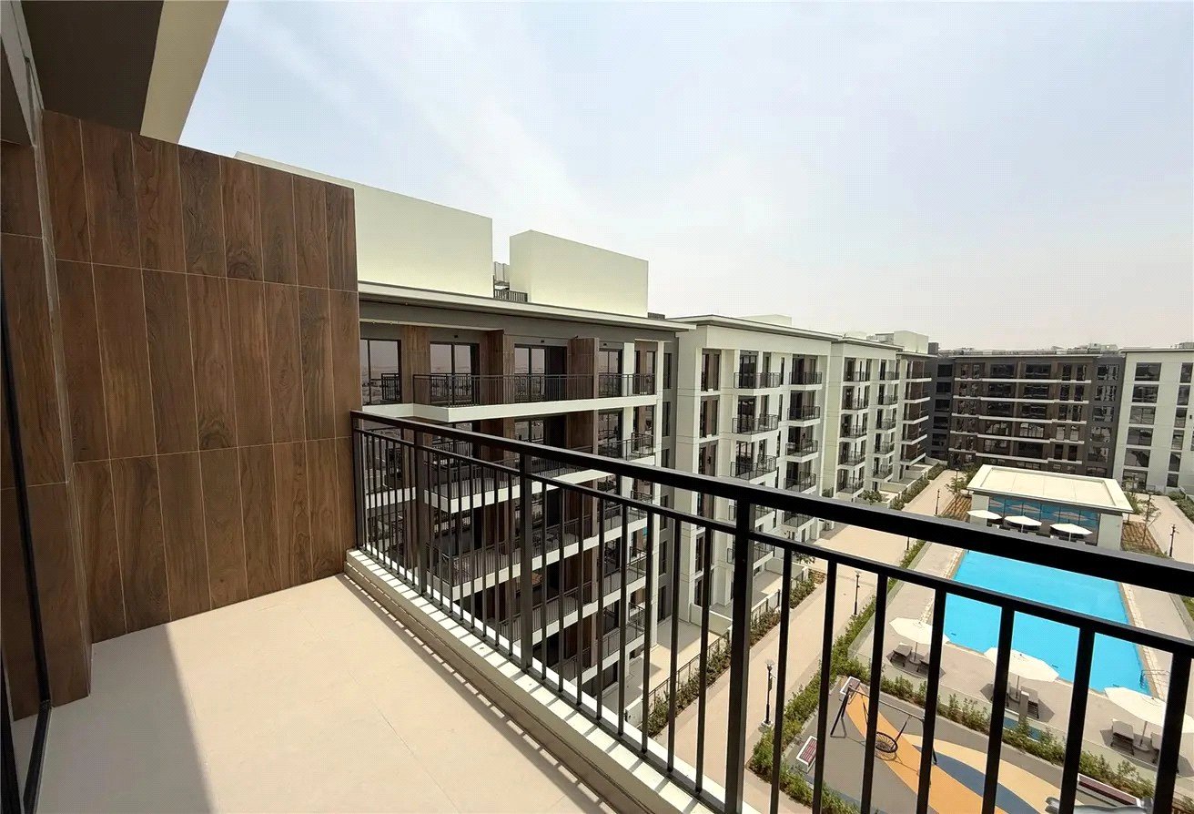 Pool View | CORNER | High Floor | Unfurnished