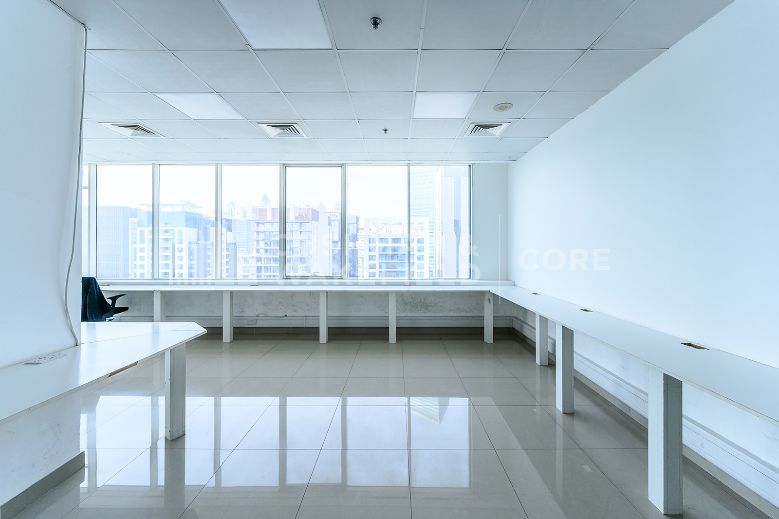 Fully Fitted | Prime Location | DED License