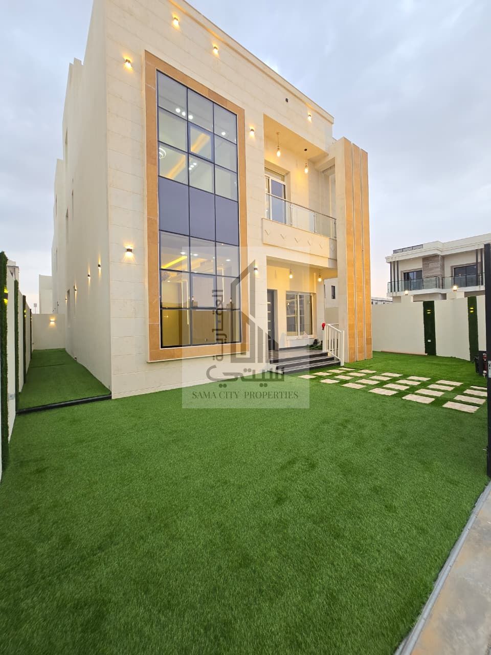 Includes air conditioning and warranties Ground + First + Roof Al Zahia Area Land Area 3014 sq m Building Area 3450 sq m Consisting of: - 4 Master Bedrooms - Master Living Room - Master Lounge - Main Kitchen - Maid's Room - Large Yard - Price 1,750,000