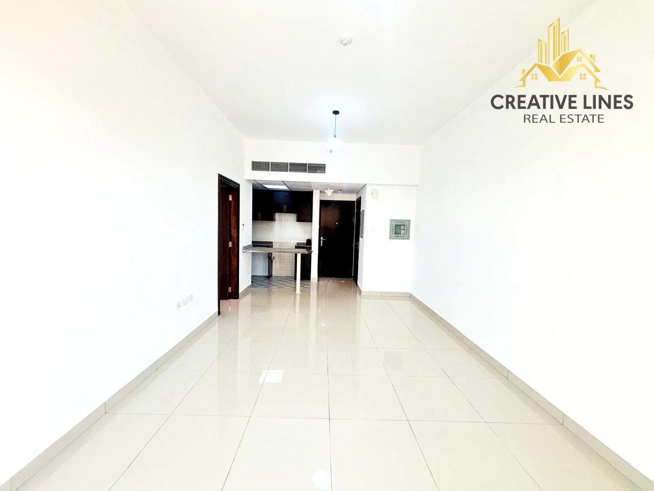 Spacious luxury 1bhk// All amenities parking, Gym, pool// ready to move