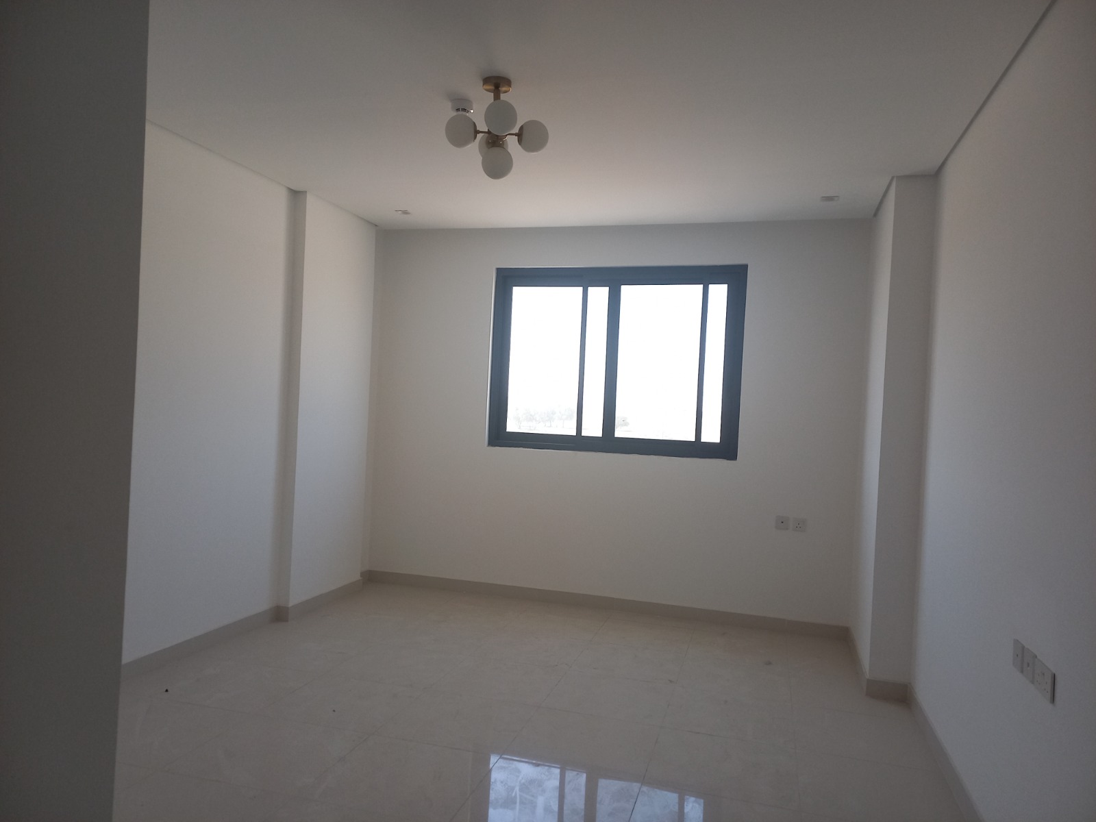 1BHK with Balcony and 2 Bathrooms in Muwaileh Al Zahia