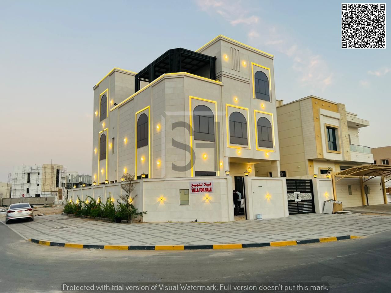 Villa for sale in a prime location opposite services and Sheikh Mohammed Bin Zayed Road.