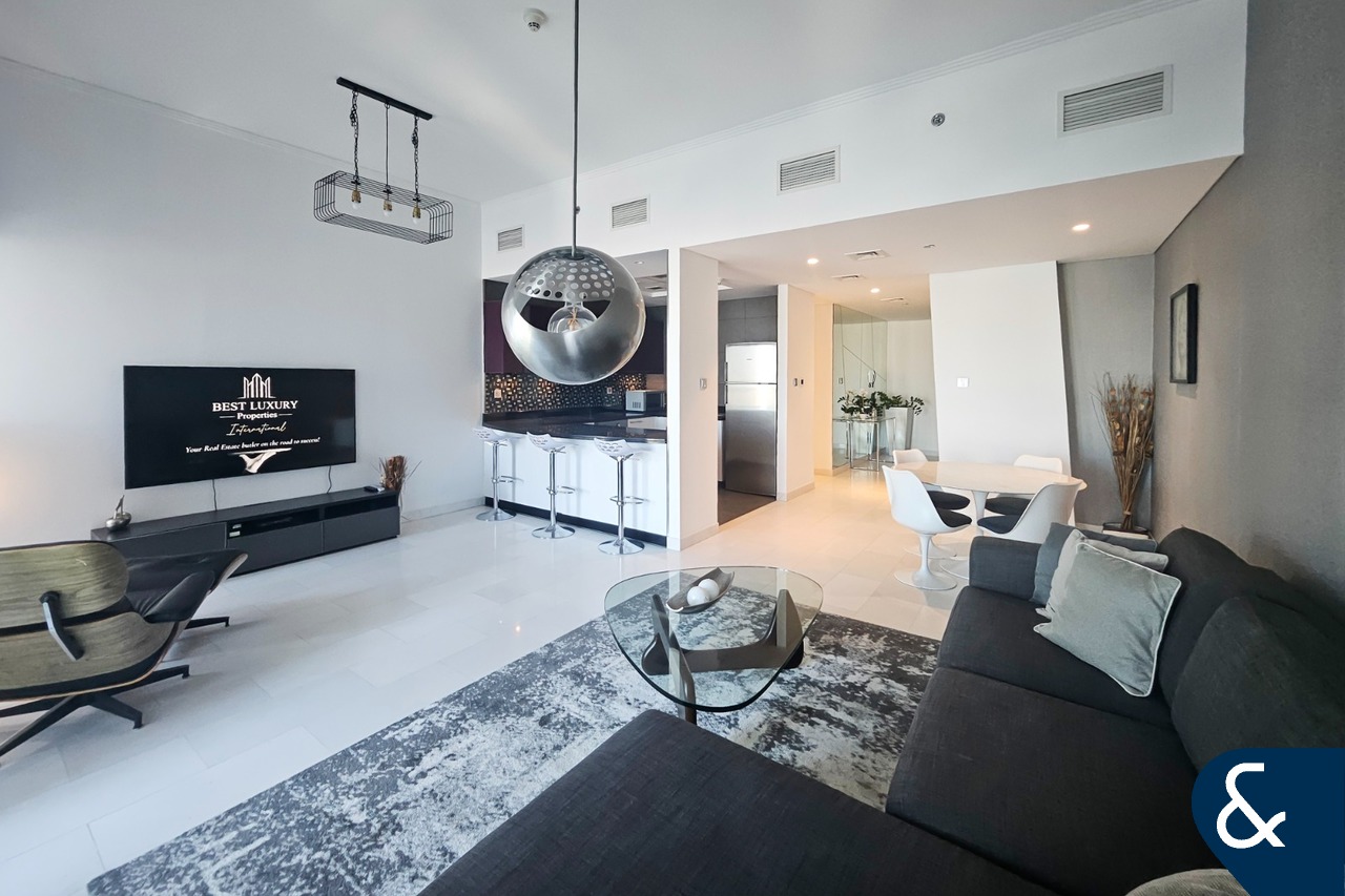 2 Bed | Modern Building | Furnished