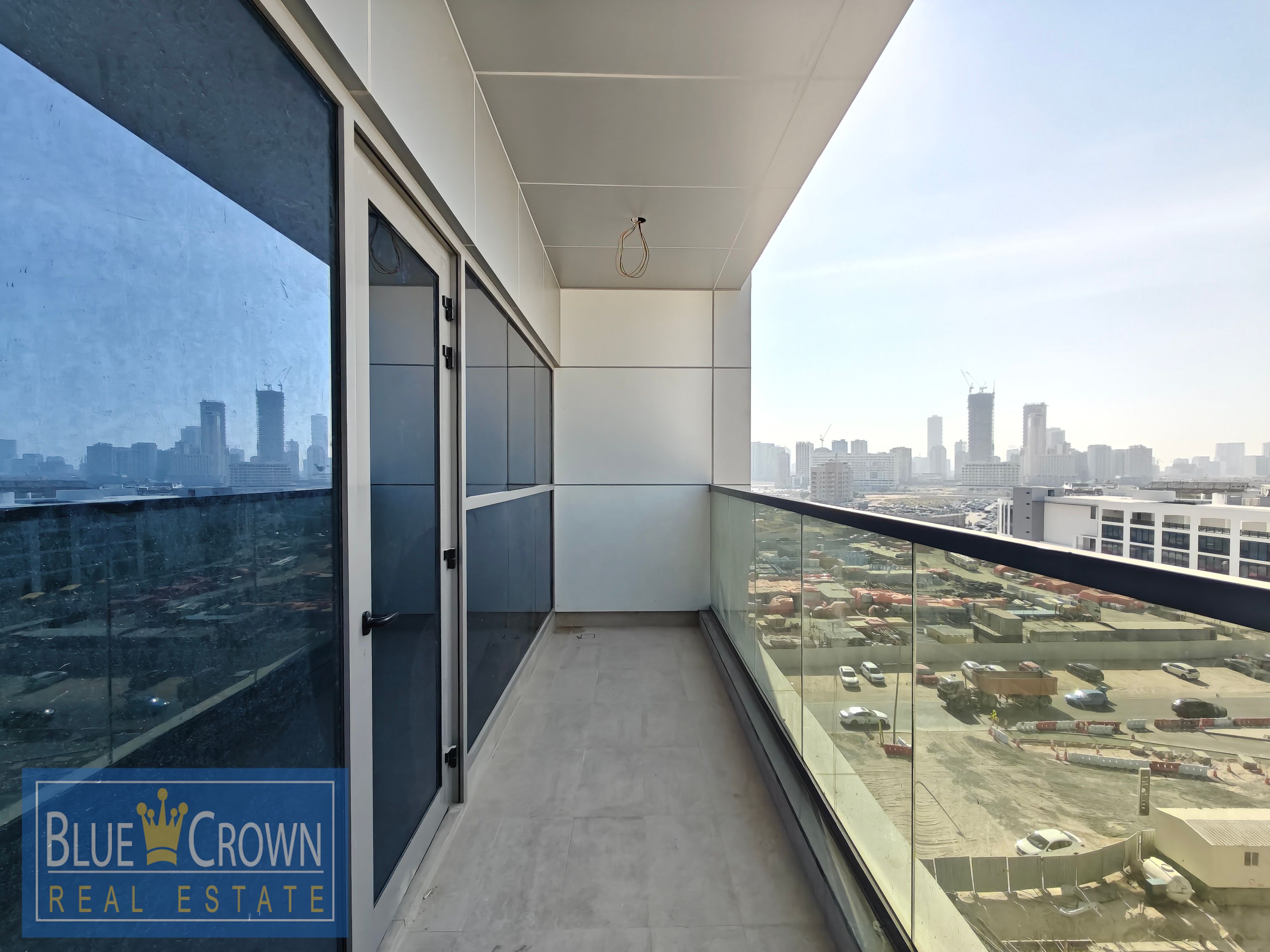 Elegant 1BR | Modern Design | with All Amenities