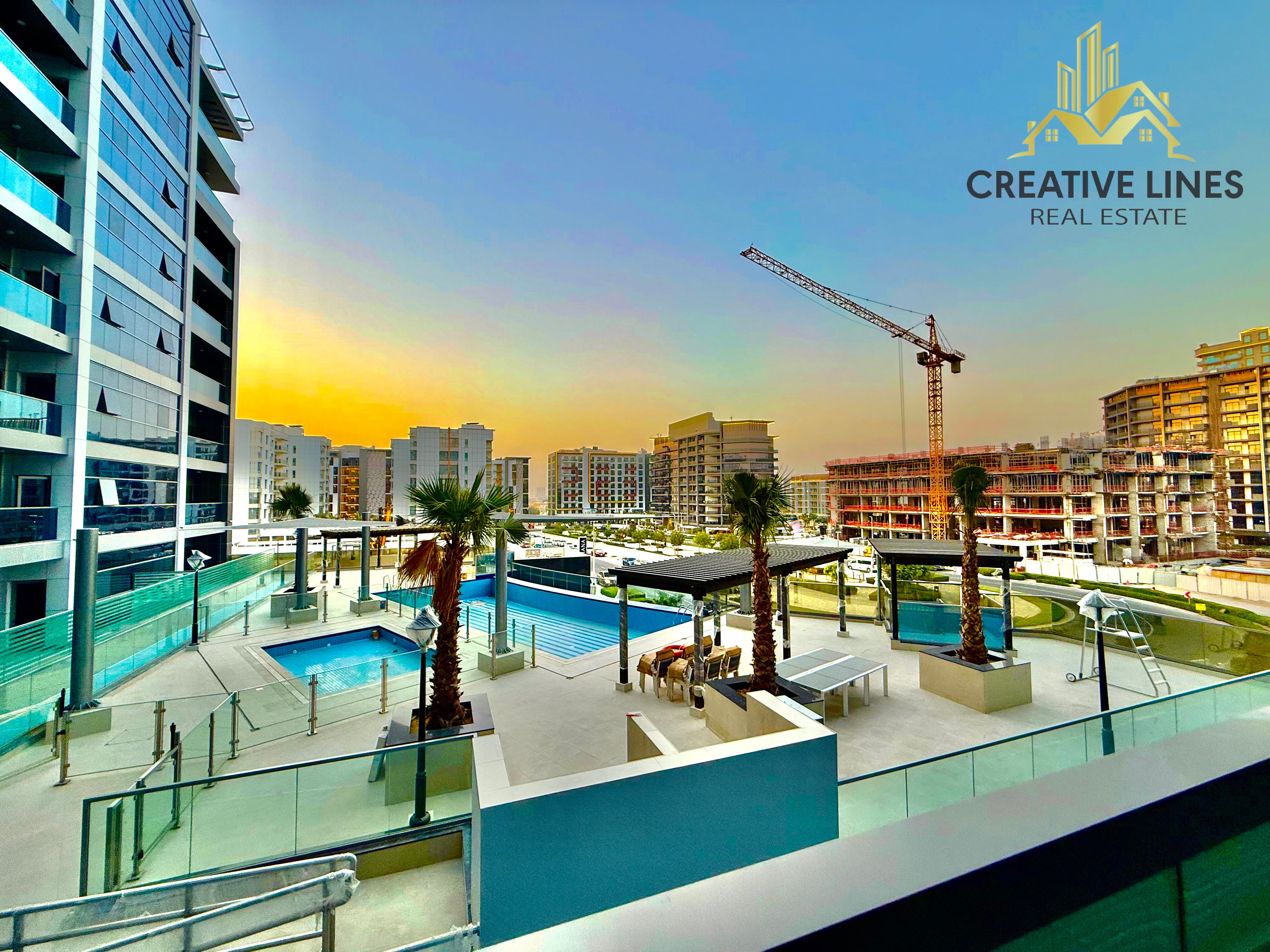 Brand new // Maids +Lundry room // Pool view // Gym,Parking//