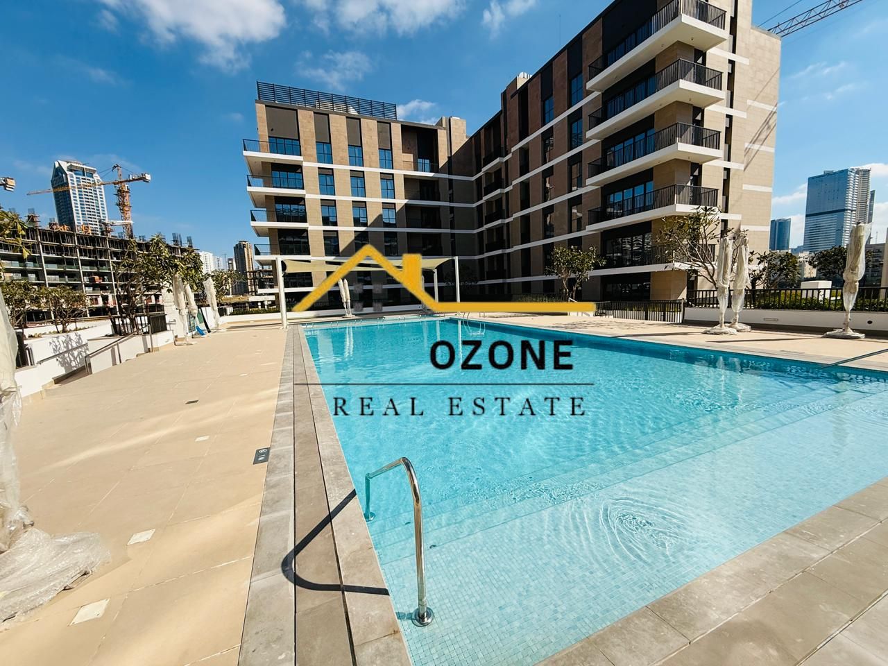 Hot Offer Cheper in Price Spacious 3BEDROOM Apartment With Maid Room