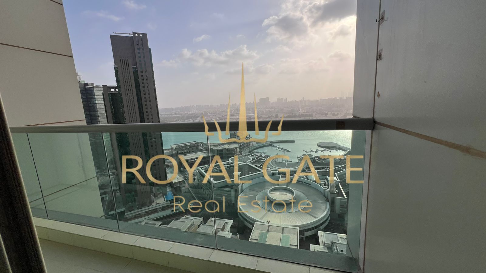 Luxury Apartment in Marina Heights 2 – Al Reem Island