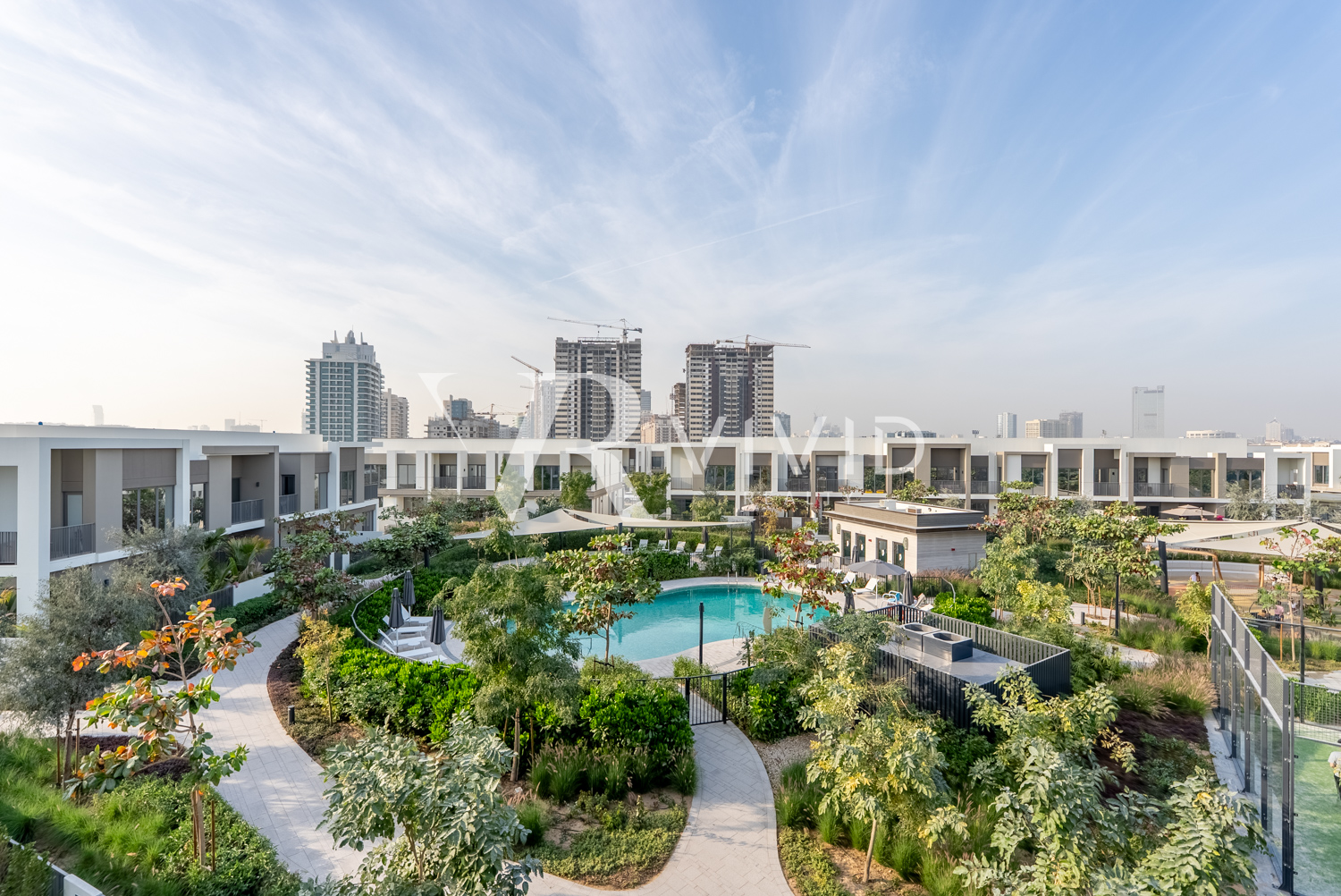 Fully Extended | Closed Kitchen | Pool and Park