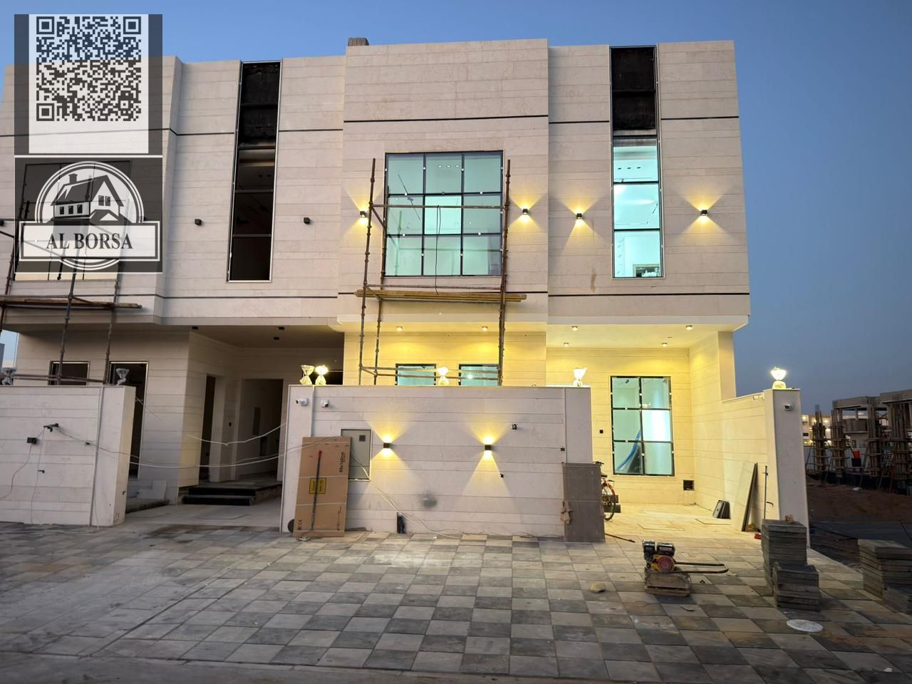 Luxury villa for sale in Al Bahia, Ajman | 5 bedrooms + Majlis + Living room | Includes registration fees 1,350,000