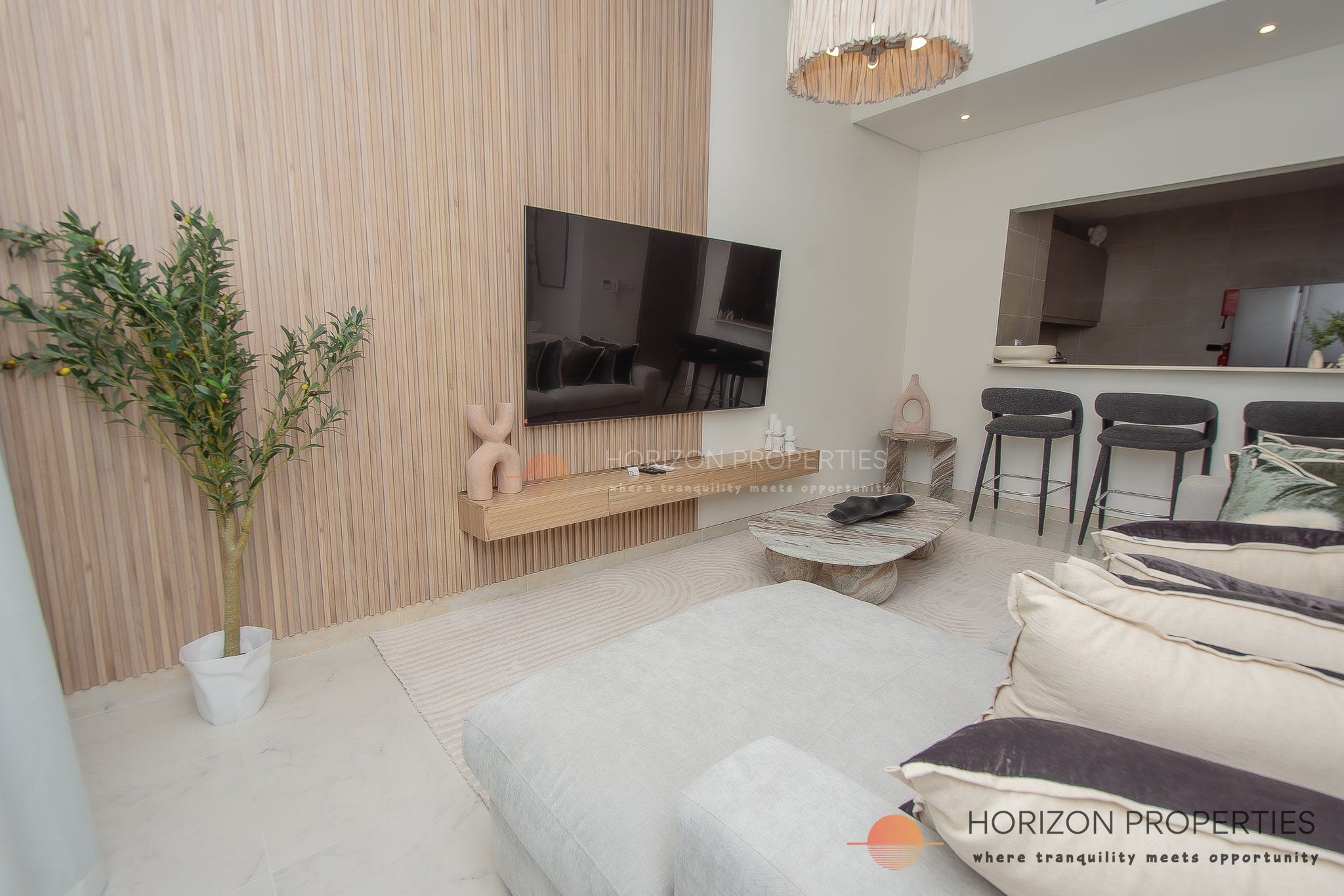 Modern | Fully Furnished | Open Plan