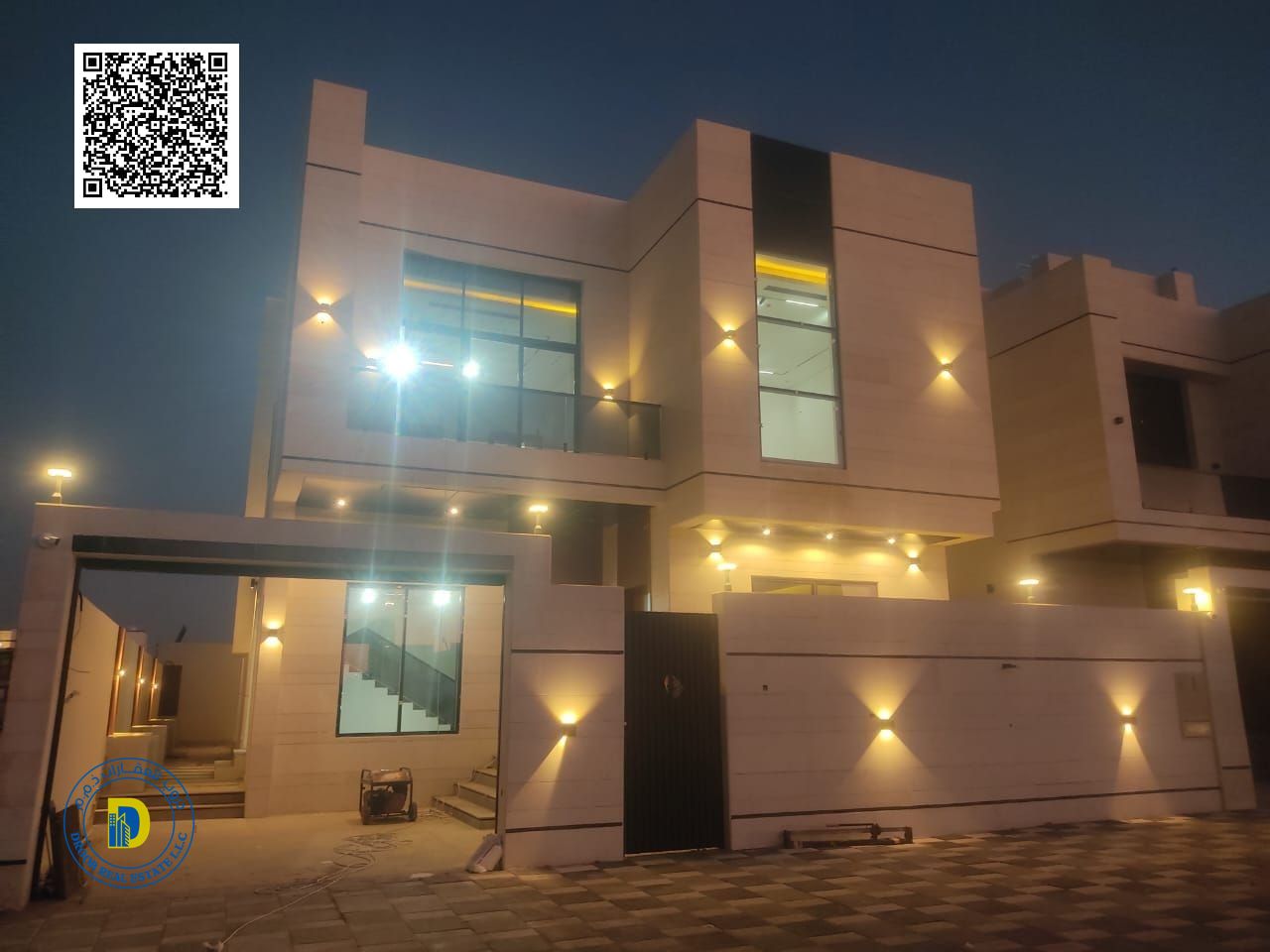 For rent: Prime location in Al Zahia, luxury villa with 7 rooms and a roof terrace, on a main street.