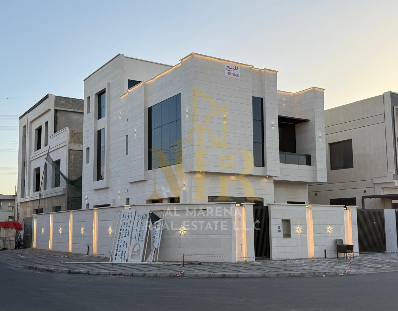 A villa with all electricity, water and air conditioning fees included, on the main street, ready to move in, in the most prestigious areas of Ajman.