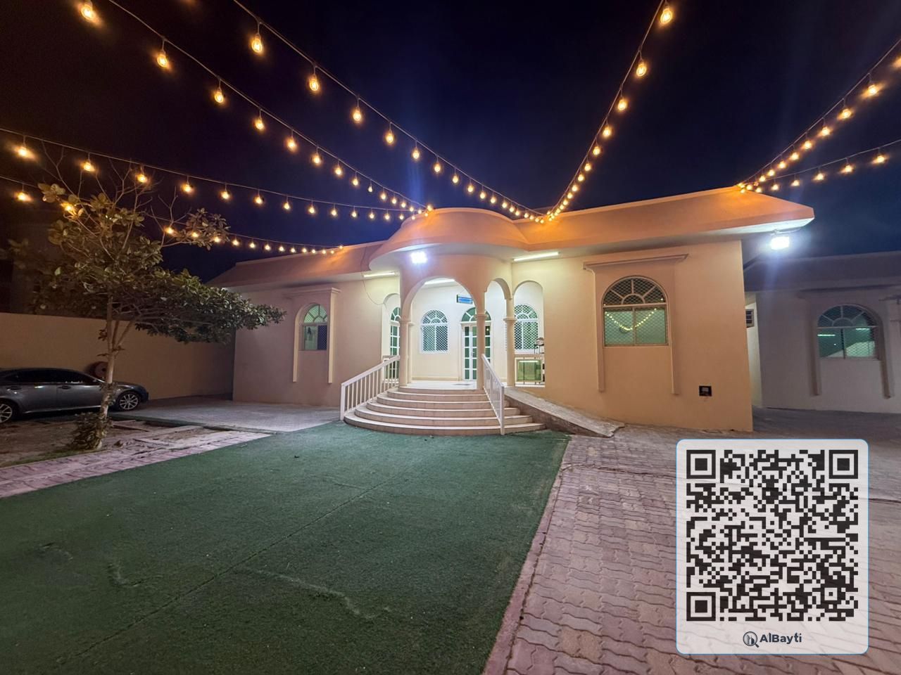 Spacious Villa For sale | 10000 sqft | Very Prime Location