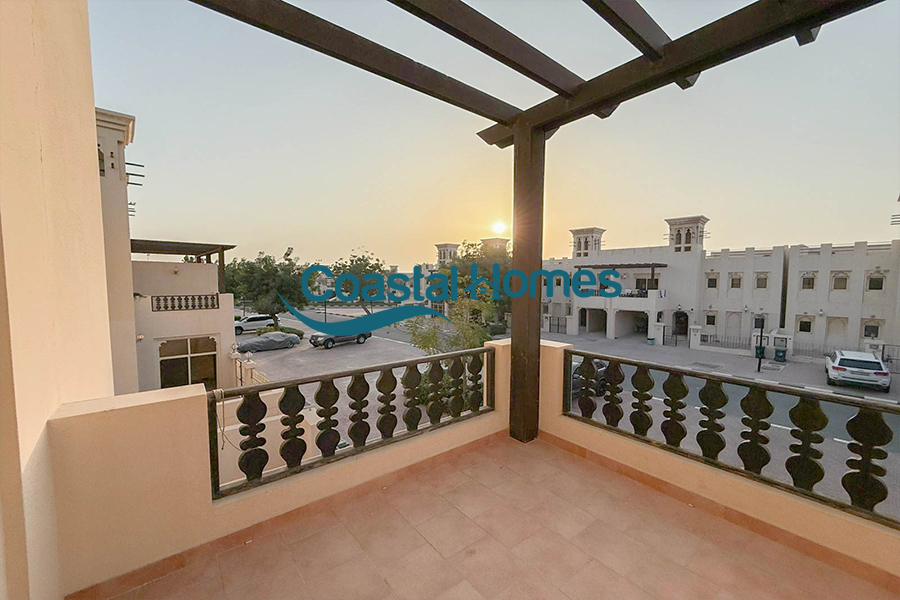 Spacious 3 Bed Townhouse | Golf course Vicinity