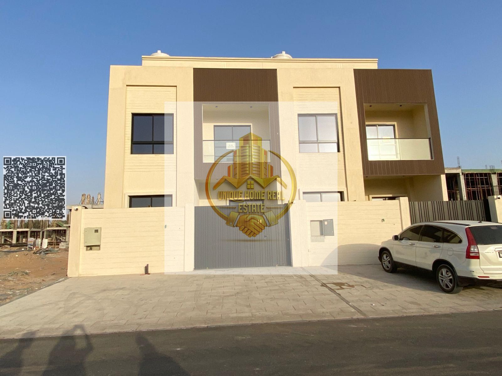 Strategic location near all services. Prime location. Includes registration and ownership fees. Features a rooftop terrace