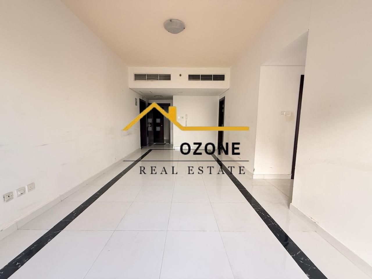 Hot Offer Cheper in Price Spacious 3BEDROOM With Balcony Open View Near Muwailih Park