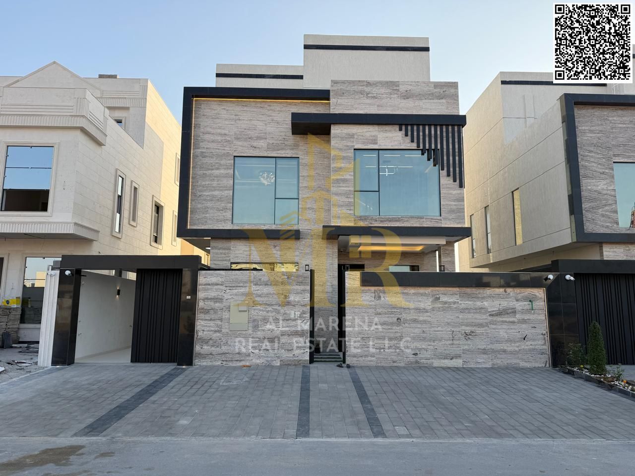 Luxury villa for sale in Al Yasmin – 4 master bedrooms | Majlis and 2 living rooms | All services included
