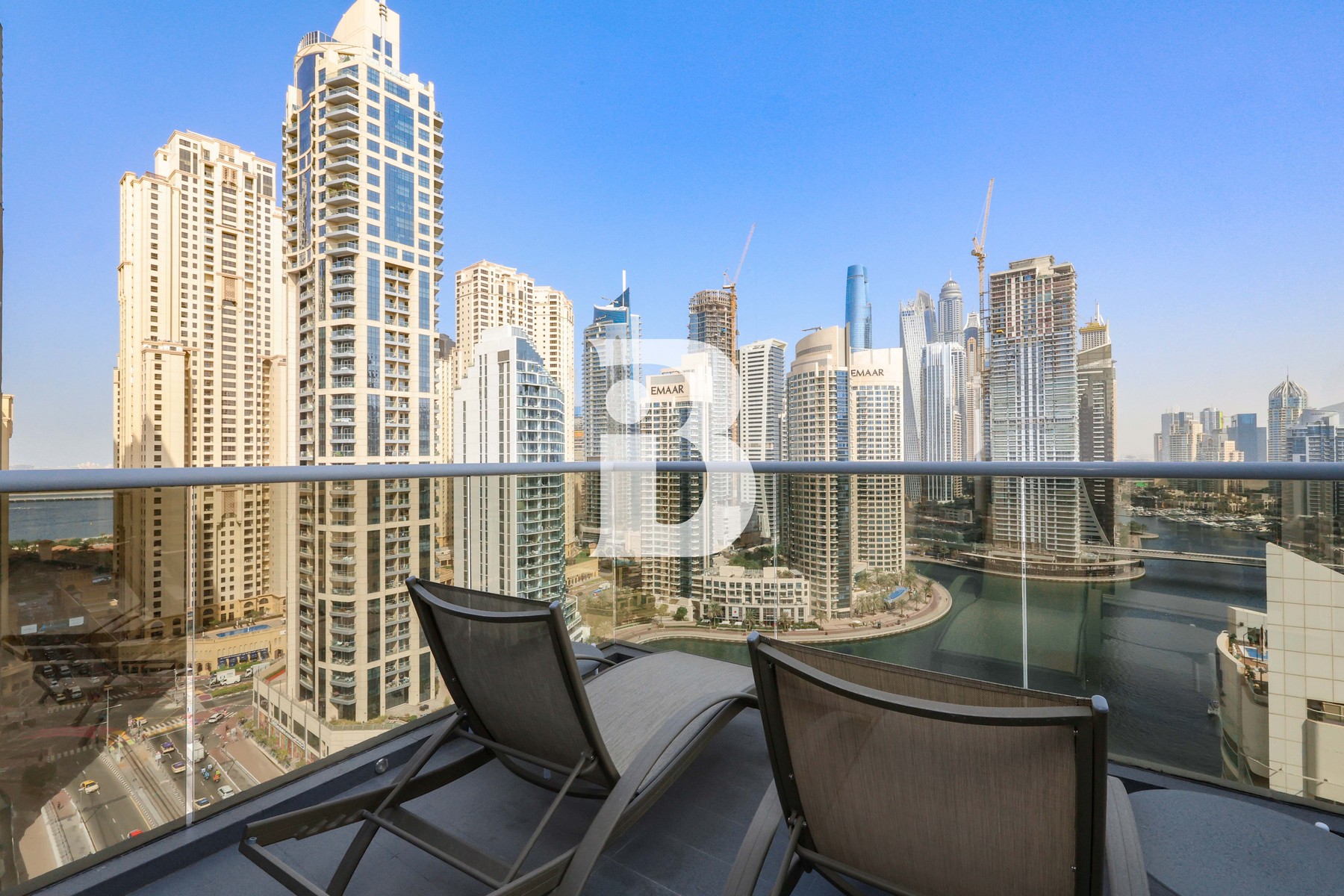Ultra-Spacious | Canal Views | Sunny Side