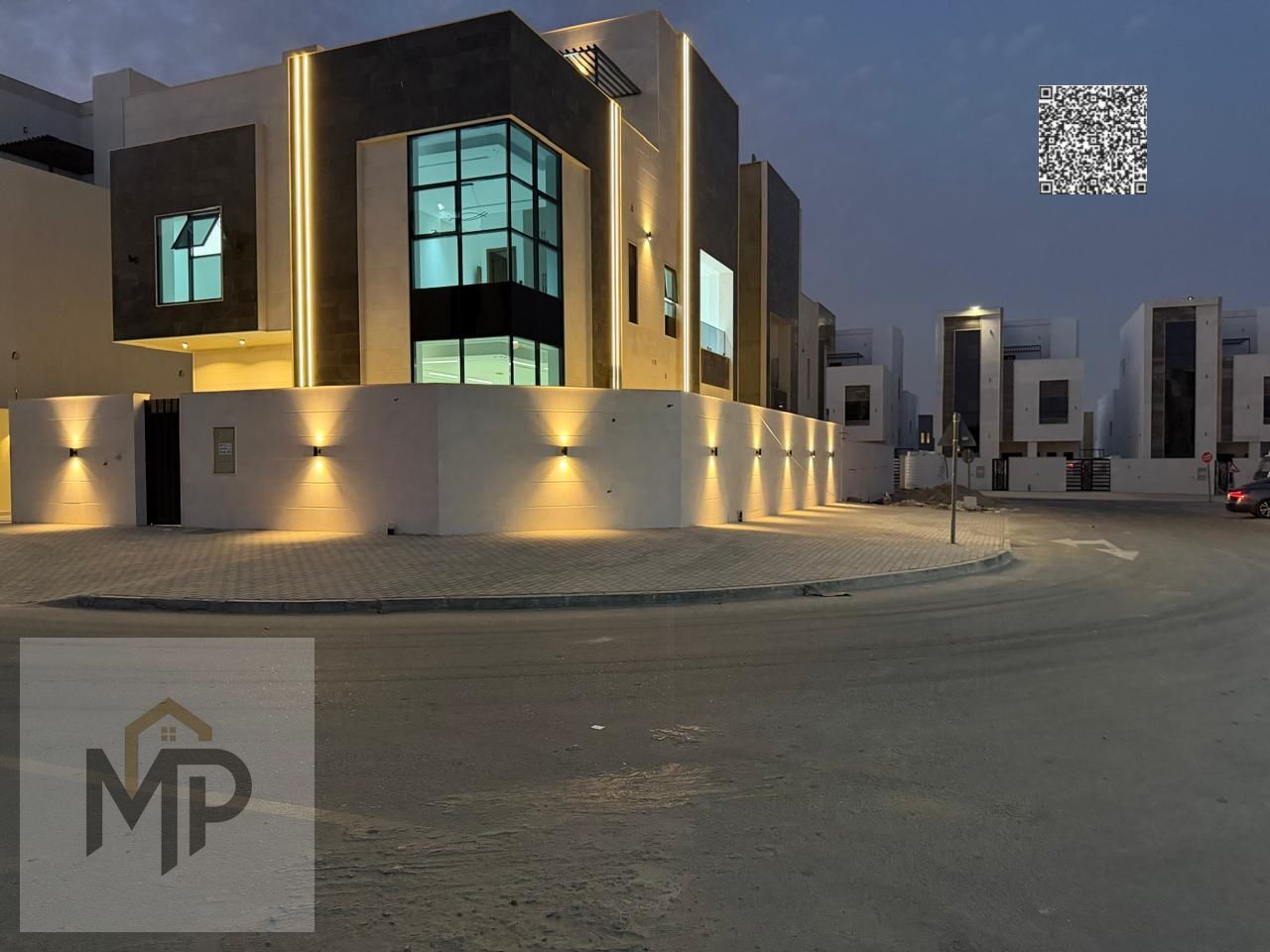 A villa on the main street, ready to move into, with all registration and ownership fees included, in one of Ajman's most prestigious areas. Freehold