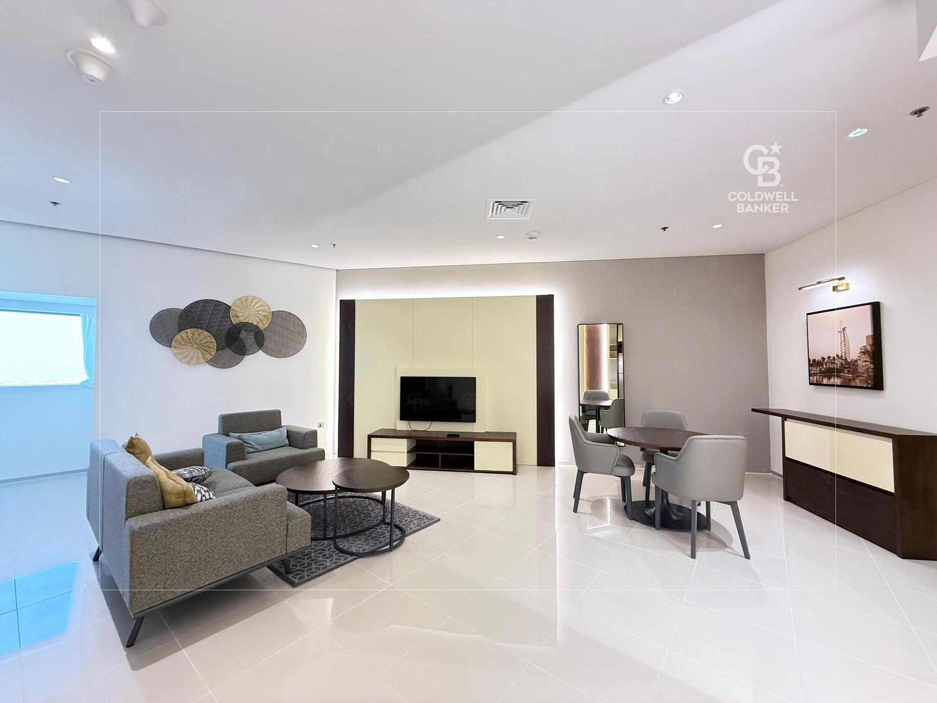 Steps from Metro | Bright Apartment | Vacant