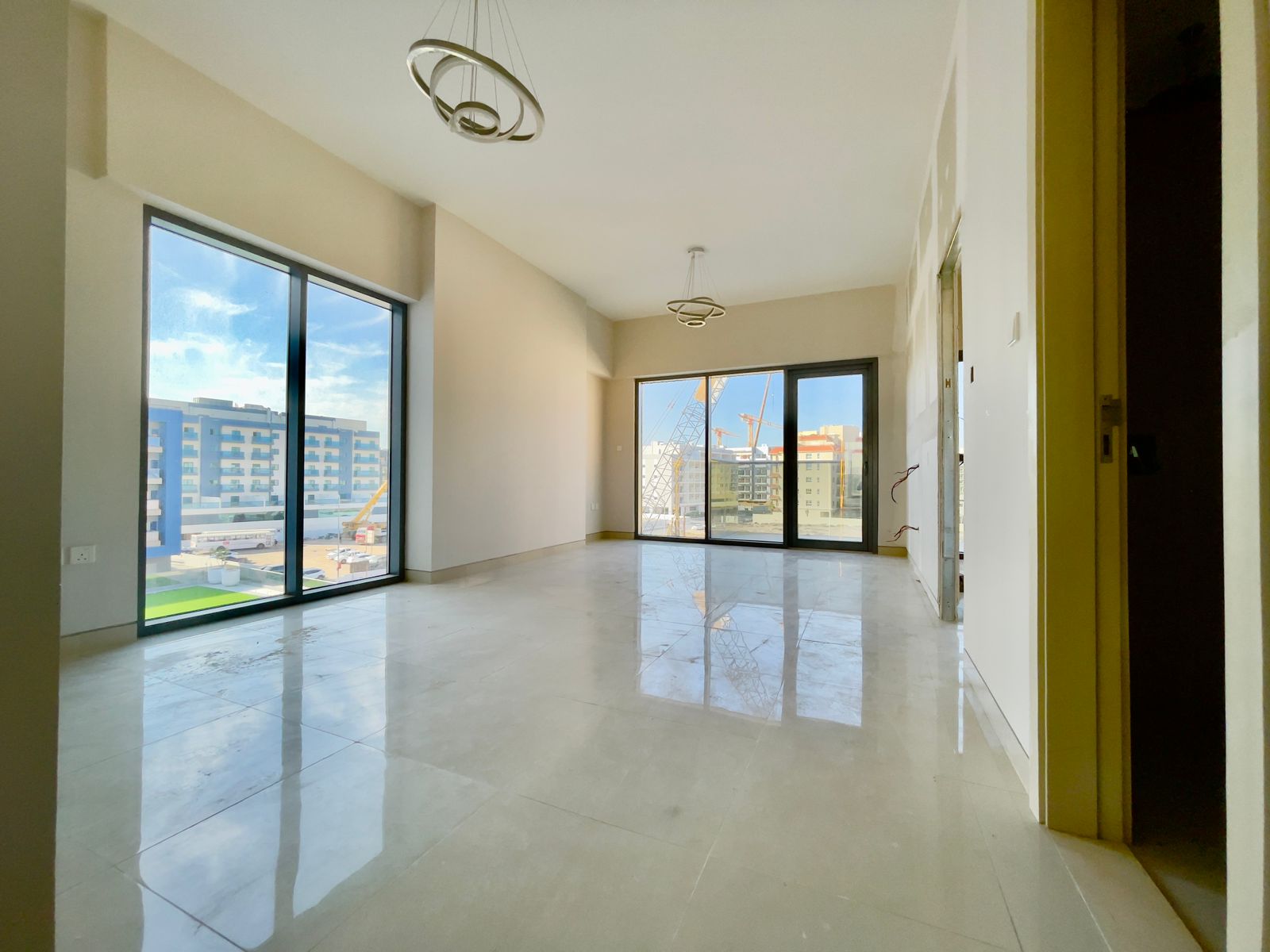LUXURY LIVING SPACIOUS 2 BEDROOMS WITH 2 BATHROOMS GYM POOL PARKING ON PRIME LOCATION CONTACT US NOW
