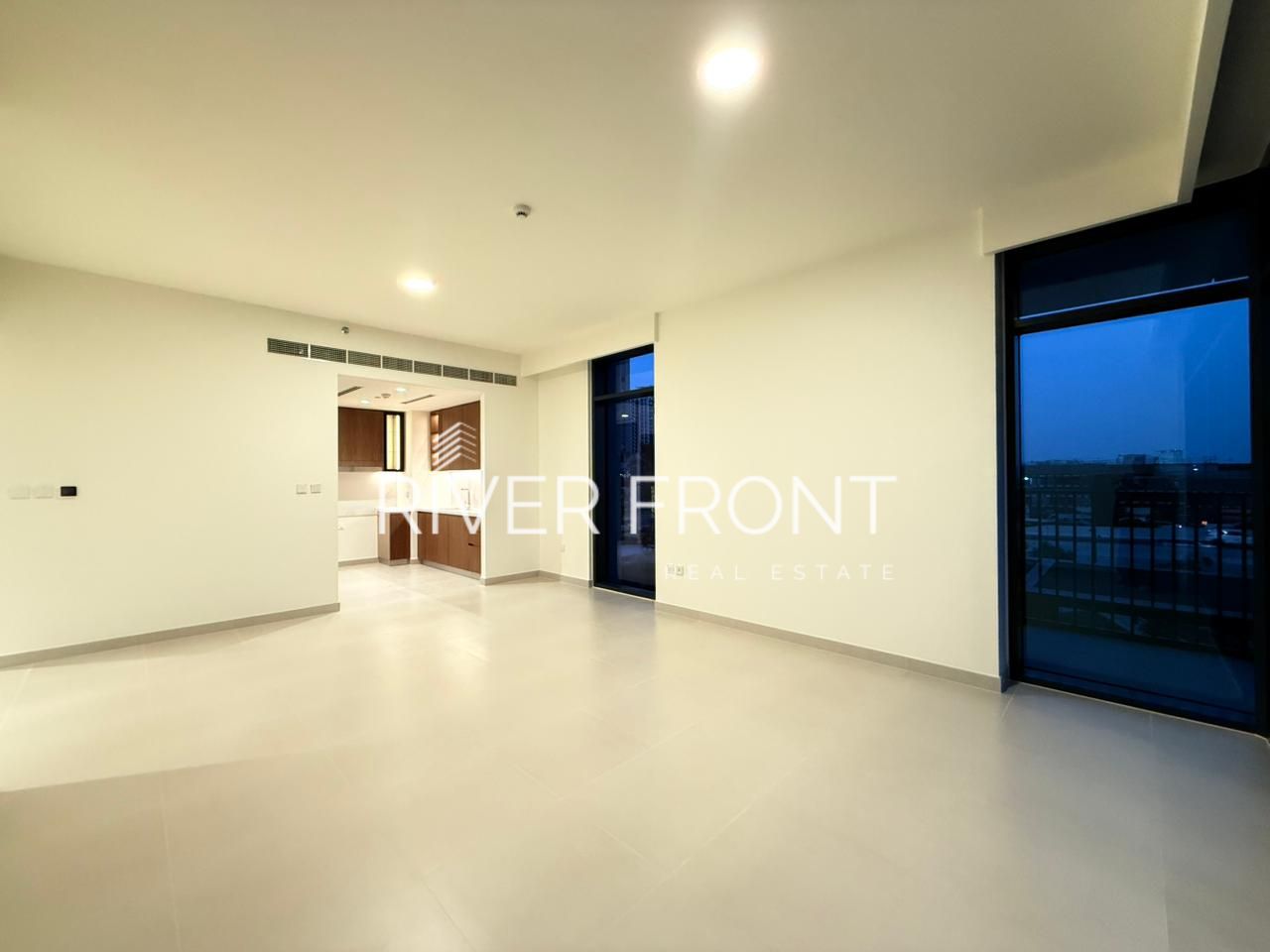 Stylish 3 BR |Ready to Move | Spacious Layout