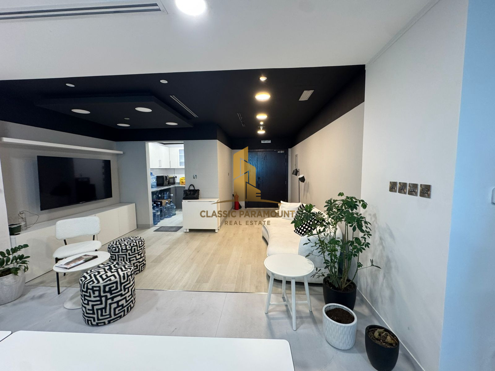 Premium Office | High Floor | Fully Upgraded
